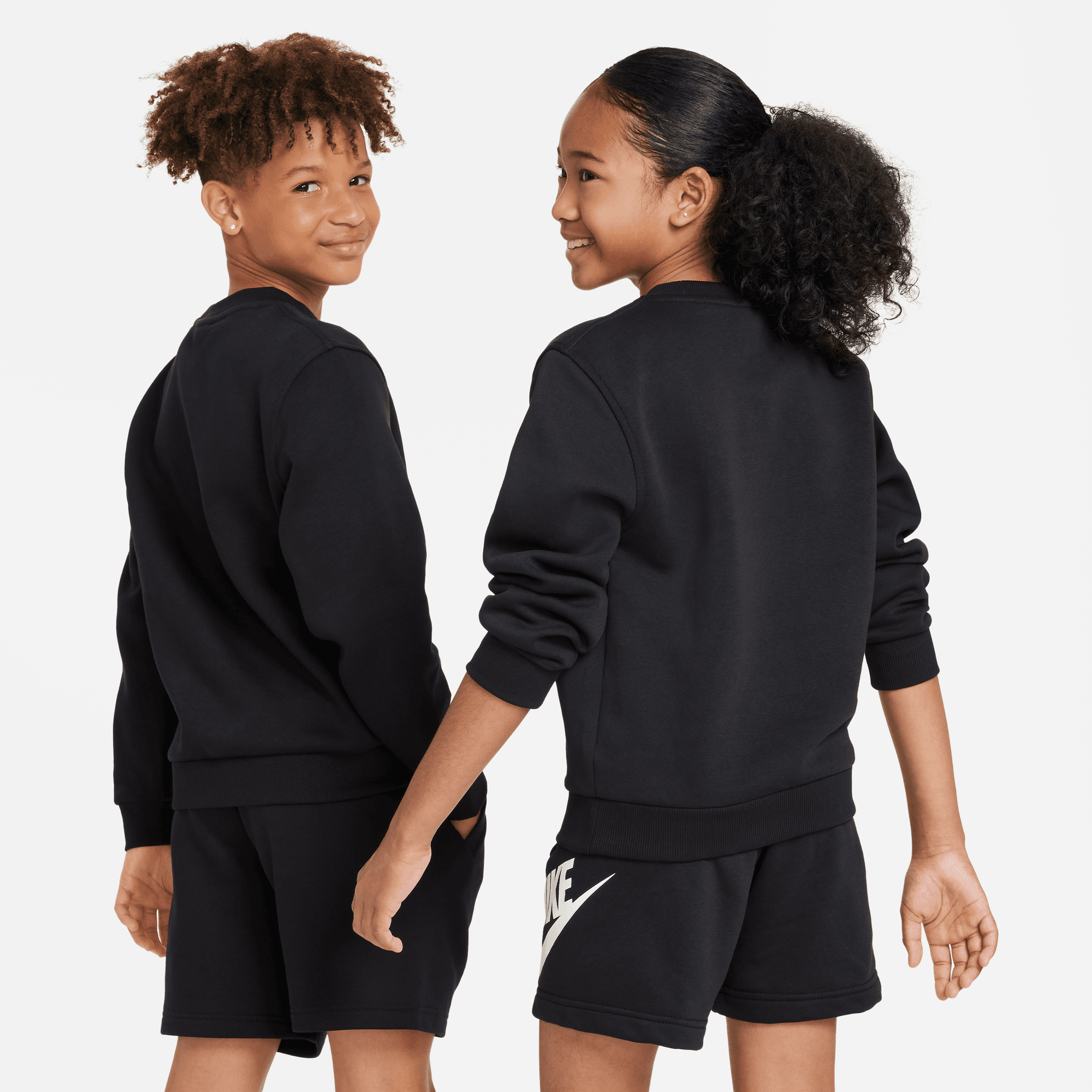 NIKE SPORTSWEAR CLUB FLEECE BIG KIDS' SWEATSHIRT