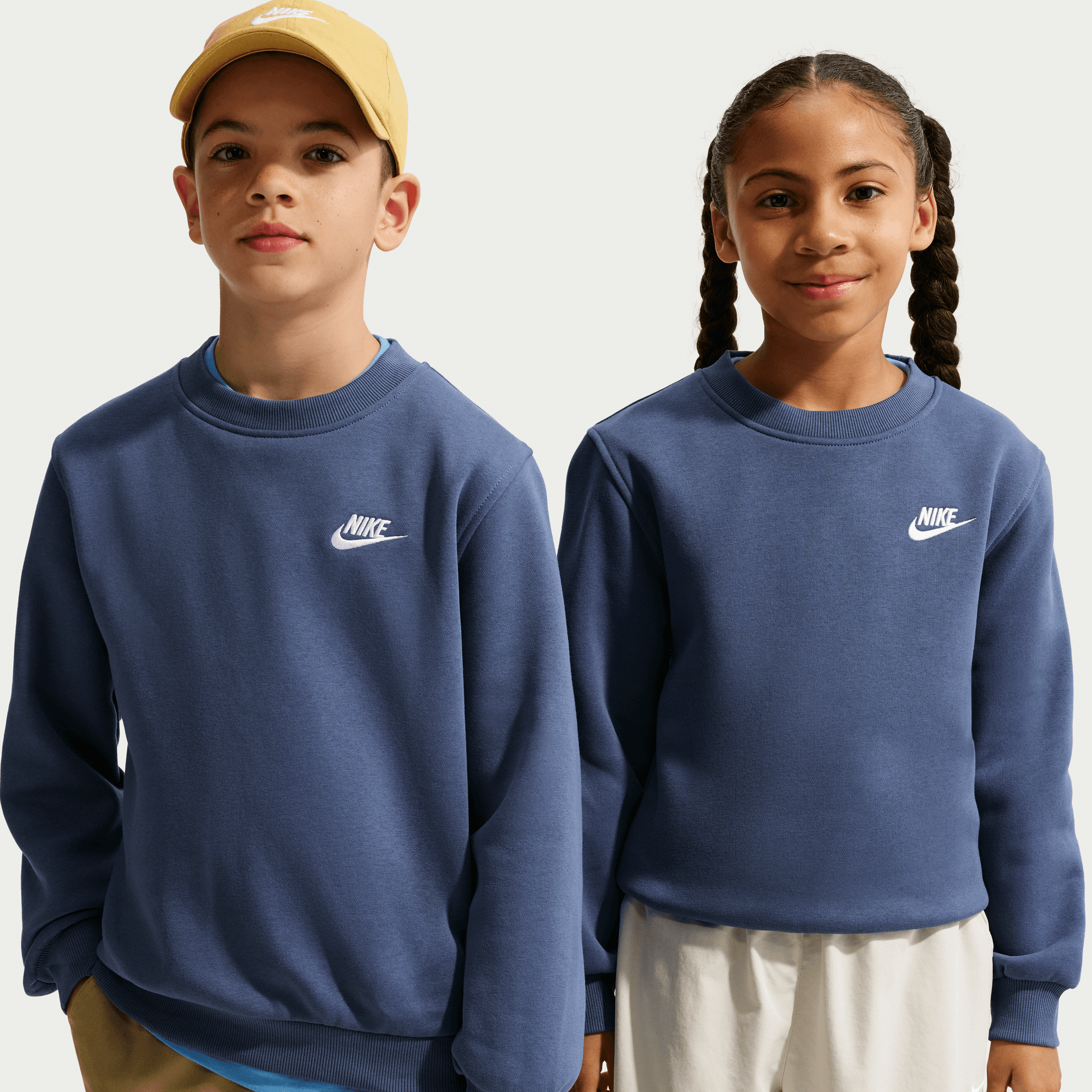 NIKE SPORTSWEAR CLUB FLEECE BIG KIDS' SWEATSHIRT
