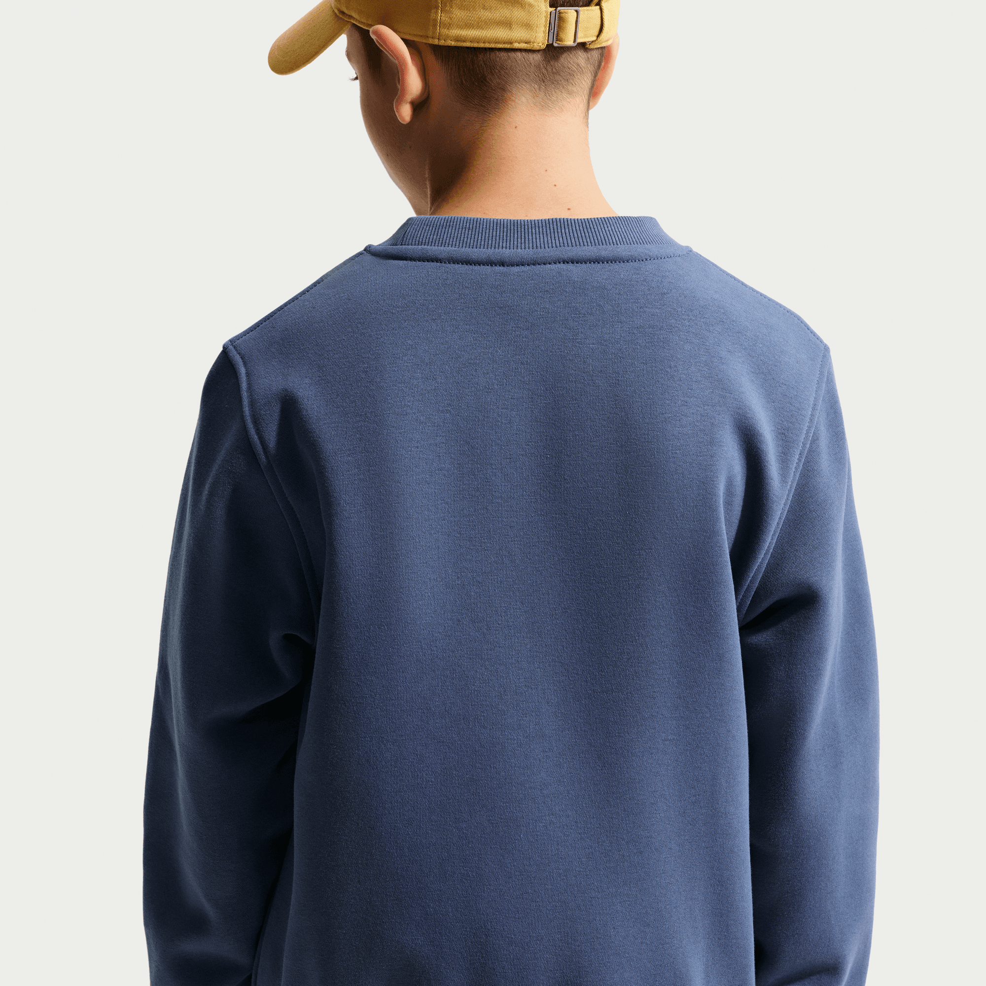 NIKE SPORTSWEAR CLUB FLEECE BIG KIDS' SWEATSHIRT