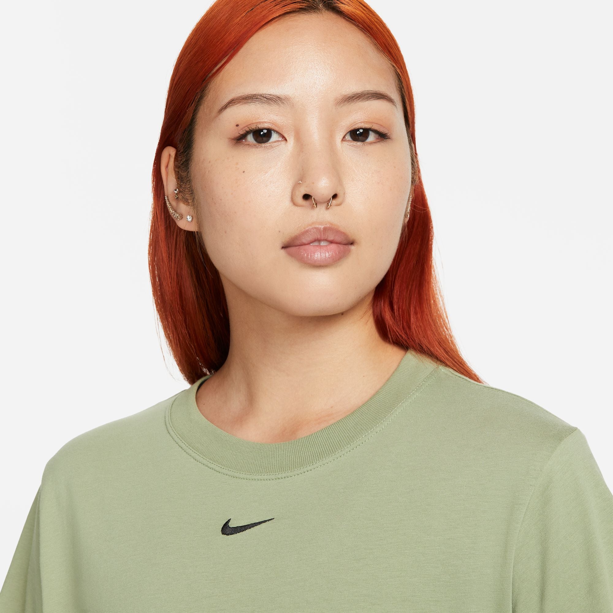 ﻿NIKE SPORTSWEAR ﻿WOMEN'S T-SHIRT