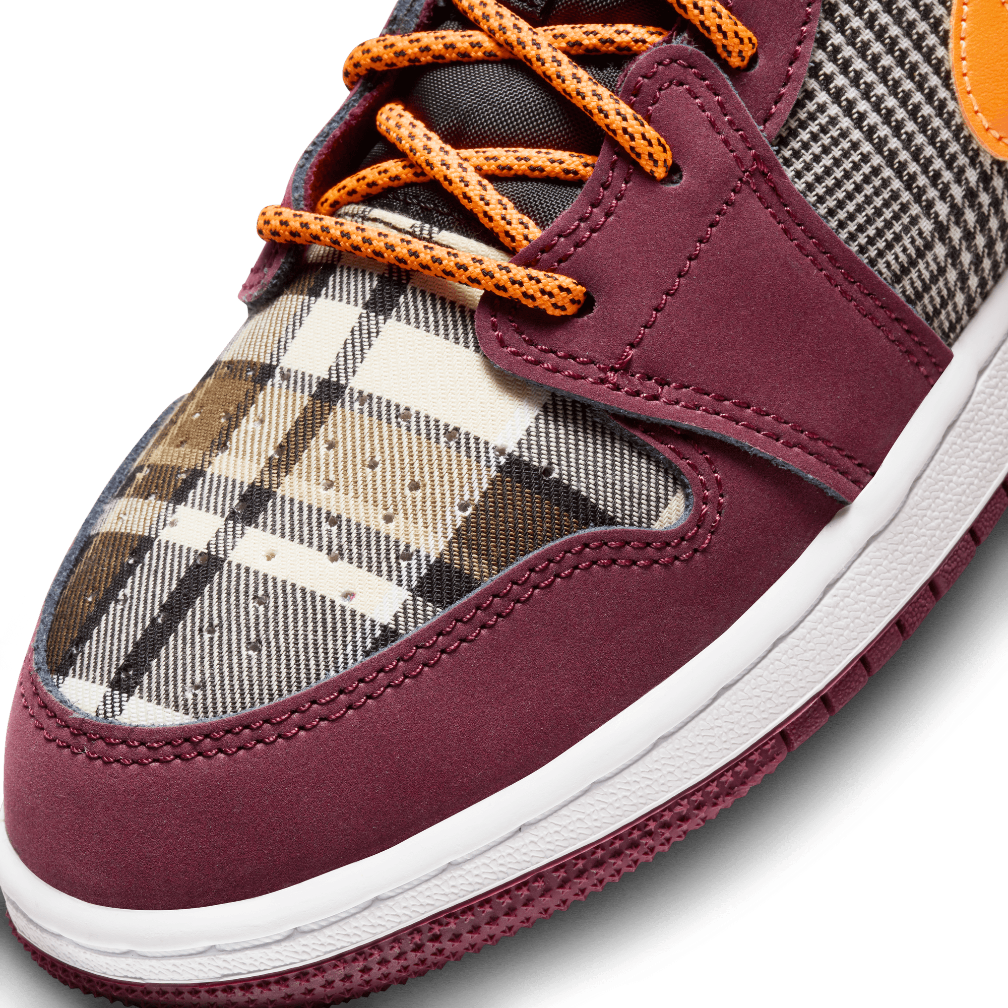 Jordan top maroon shoes