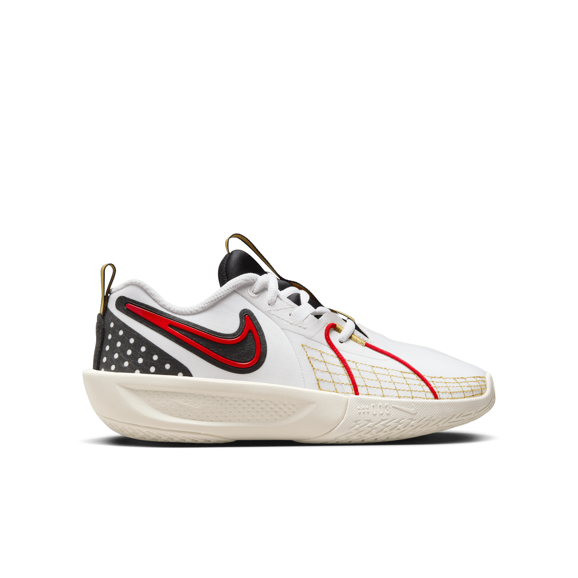 NIKE G.T. CUT 3 BIG KIDS' BASKETBALL SHOES