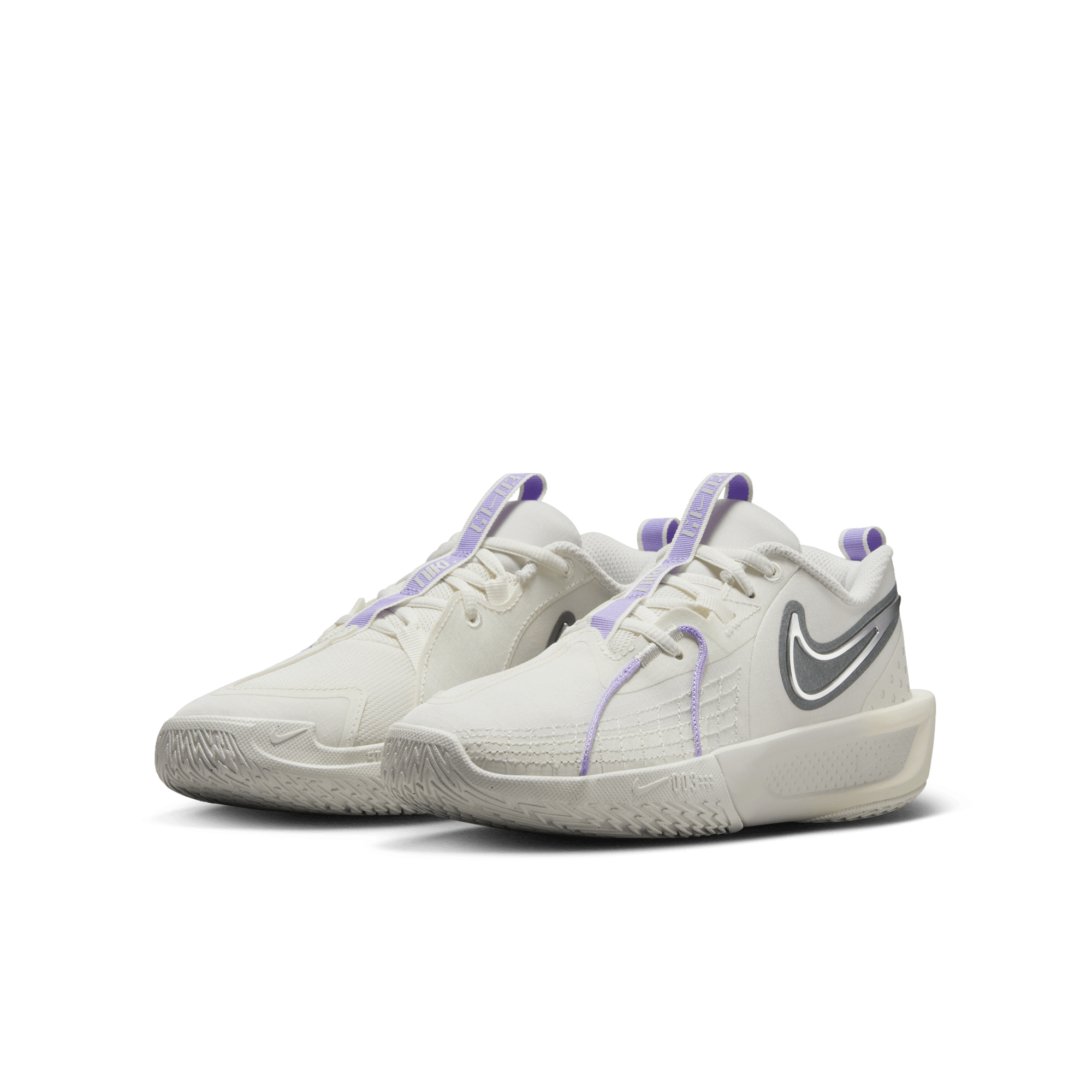 NIKE G.T. CUT 3 BIG KIDS' BASKETBALL SHOES