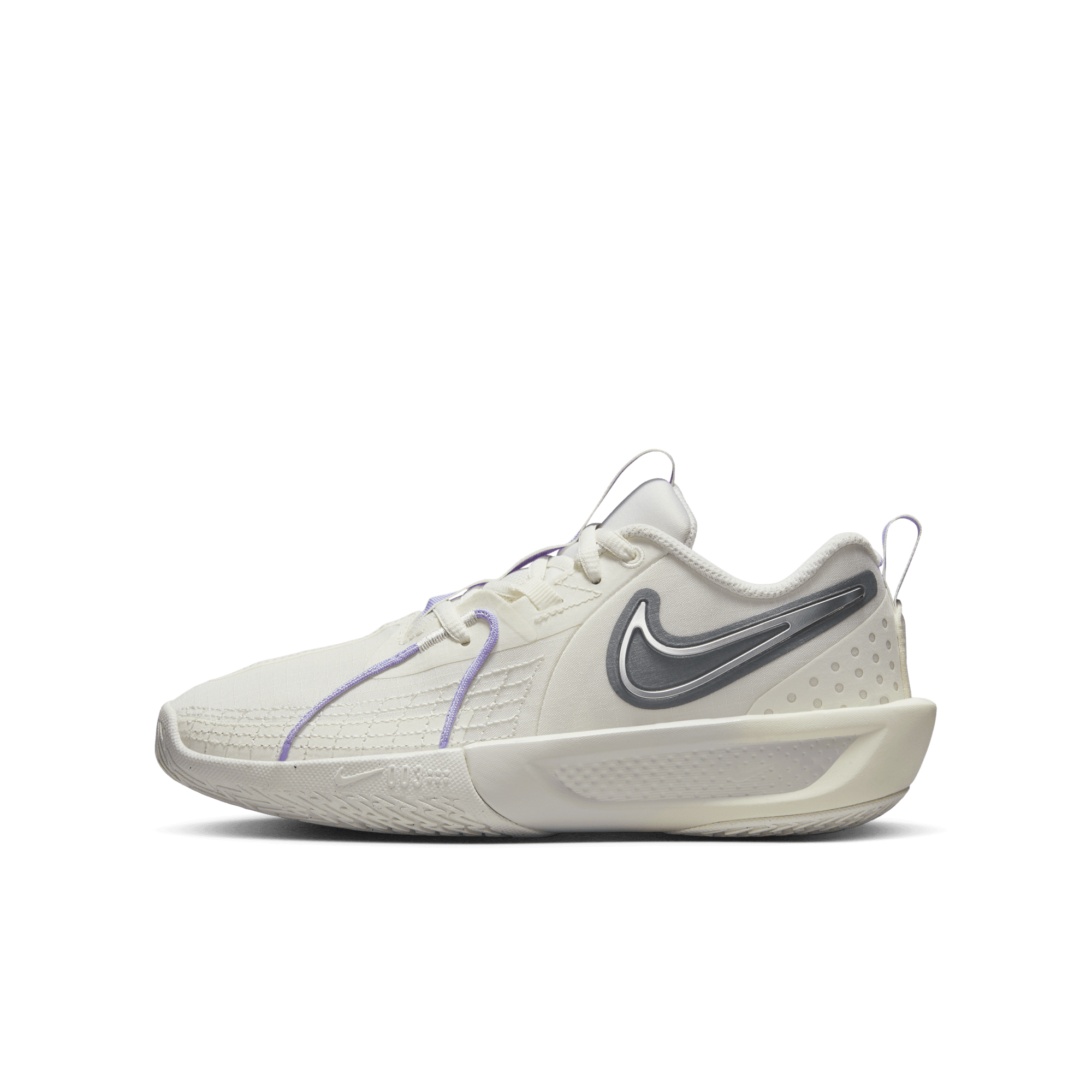 NIKE G.T. CUT 3 BIG KIDS' BASKETBALL SHOES