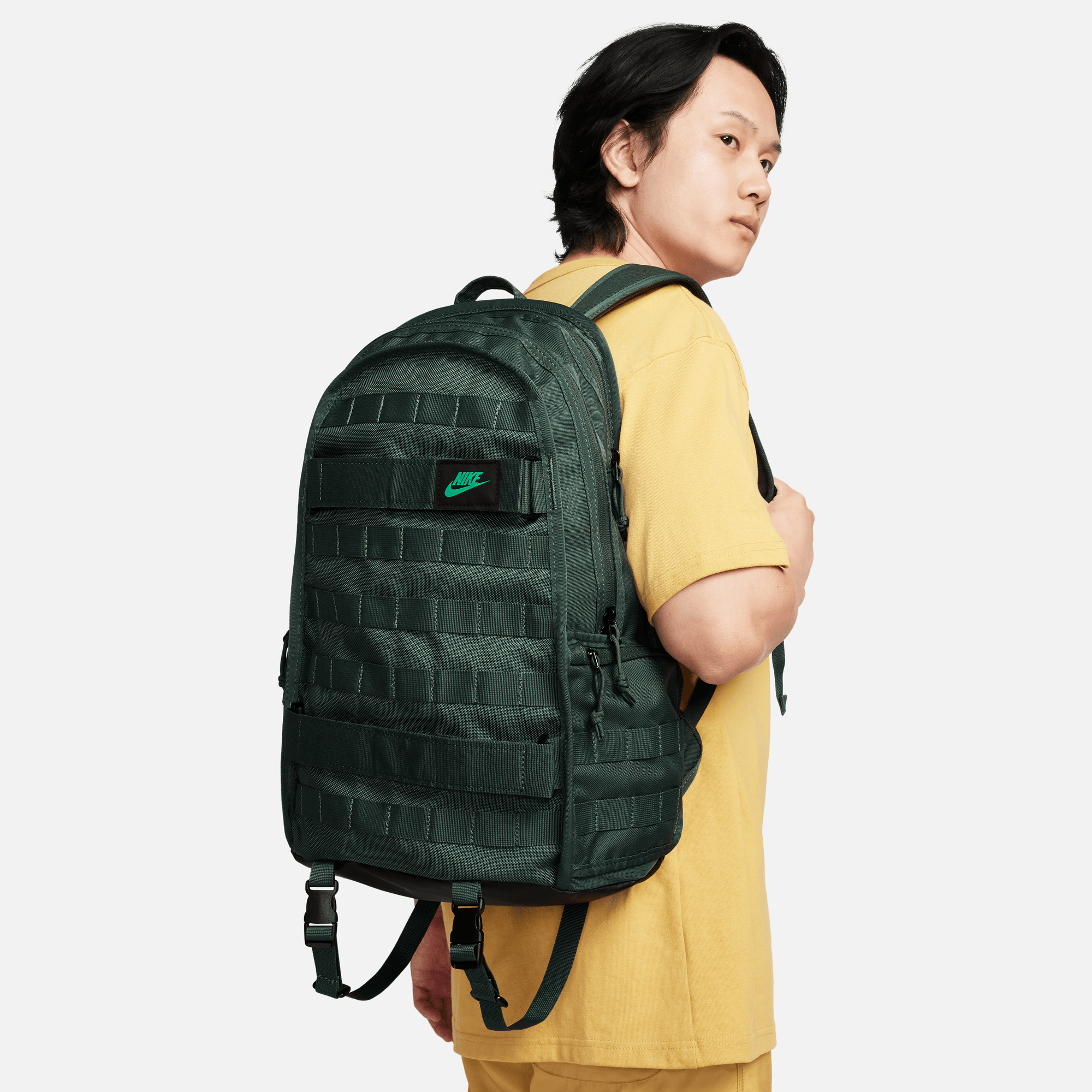 Green and black nike backpack hotsell
