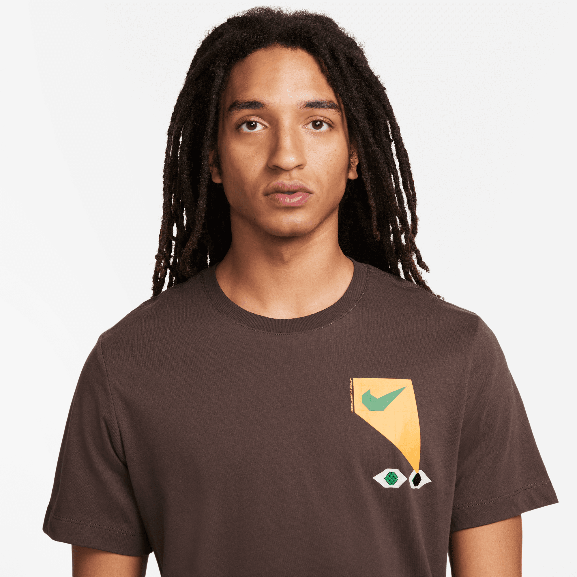 NIKE SPORTSWEAR  MEN'S  T-SHIRT