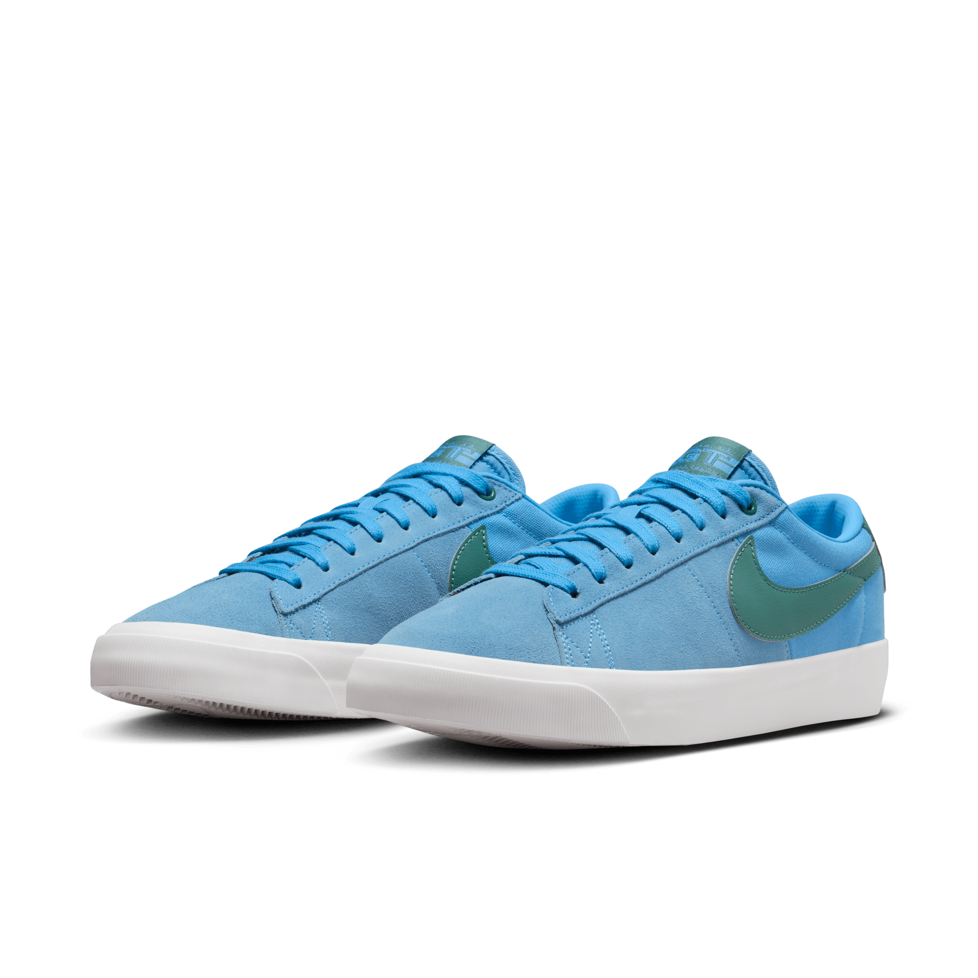 NIKE SB ZOOM BLAZER LOW PRO GT SKATE SHOES