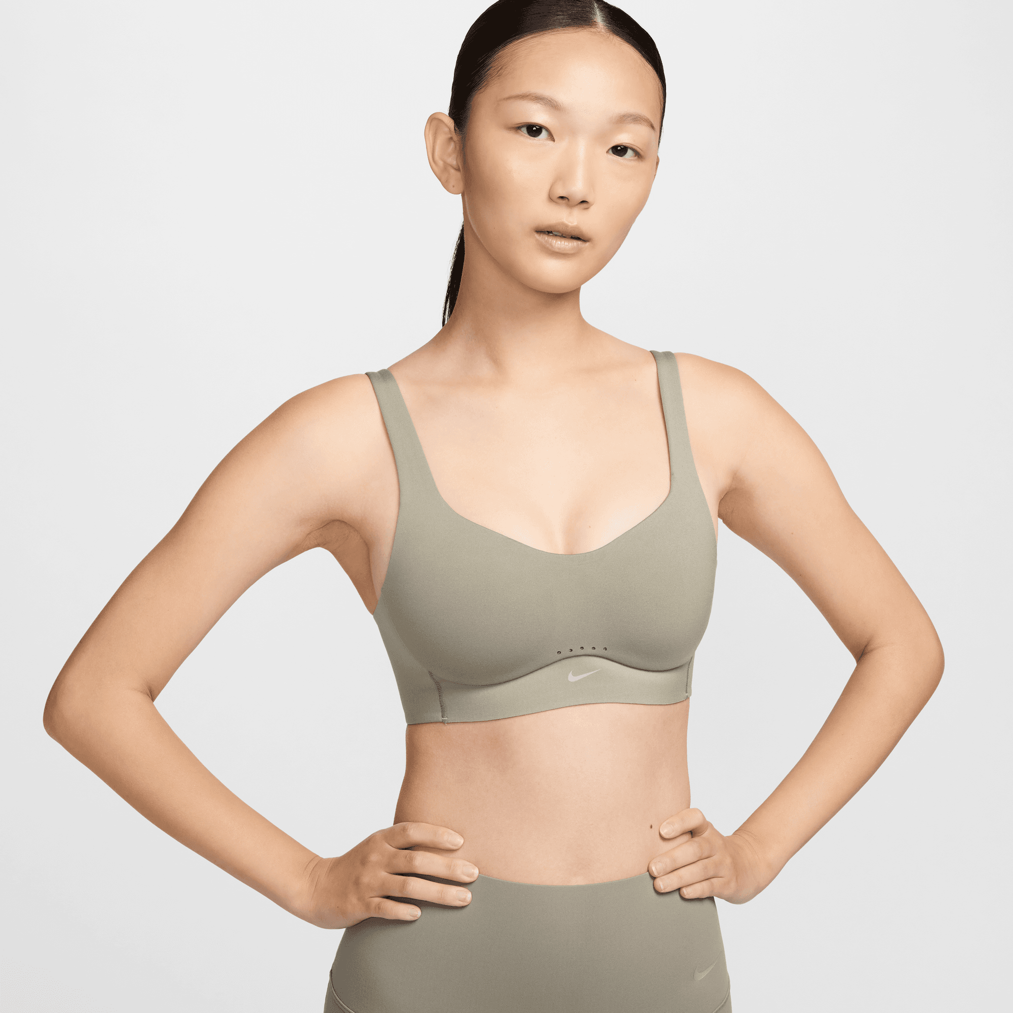 NIKE ALATE HIGH SUPPORT WOMEN'S PADDED CONVERTIBLE SPORTS BRA