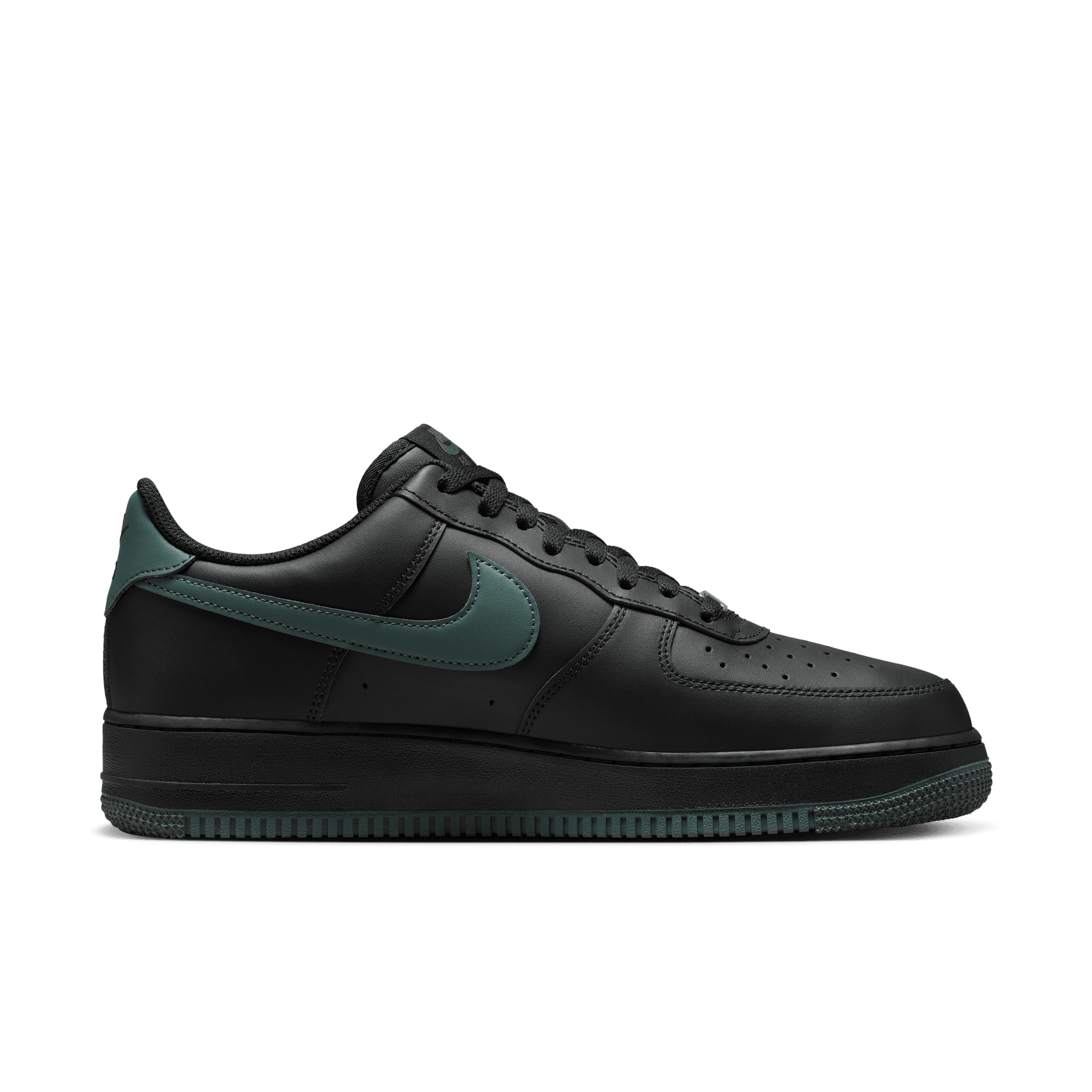 NIKE AIR FORCE 1 '07 MEN'S SHOES