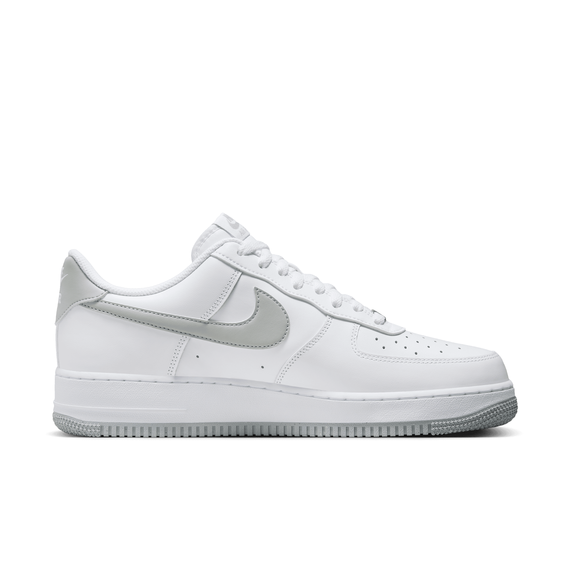 NIKE AIR FORCE 1  '07 MEN'S SHOES