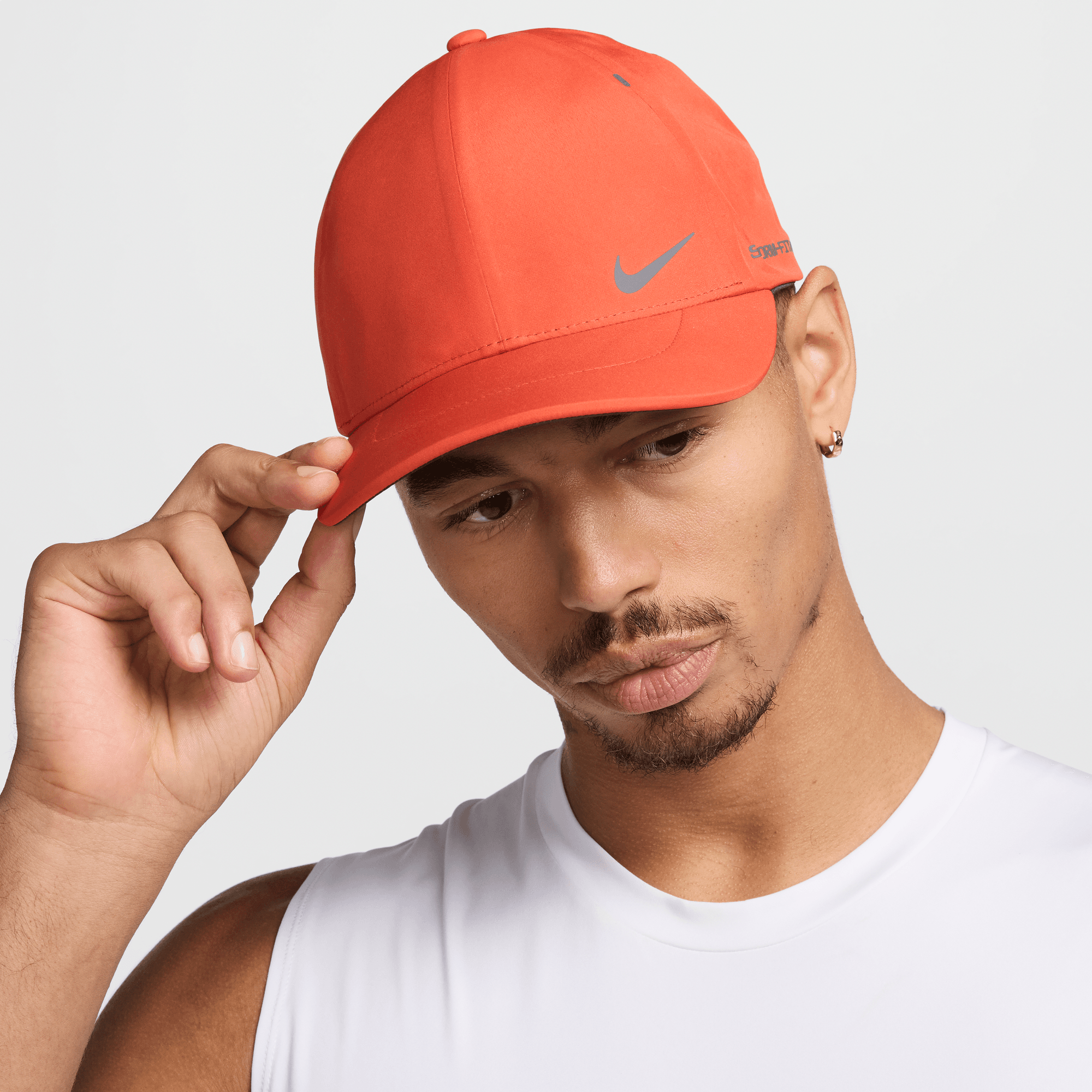 NIKE STORM-FIT ADV CLUB STRUCTURED AEROBILL CAP