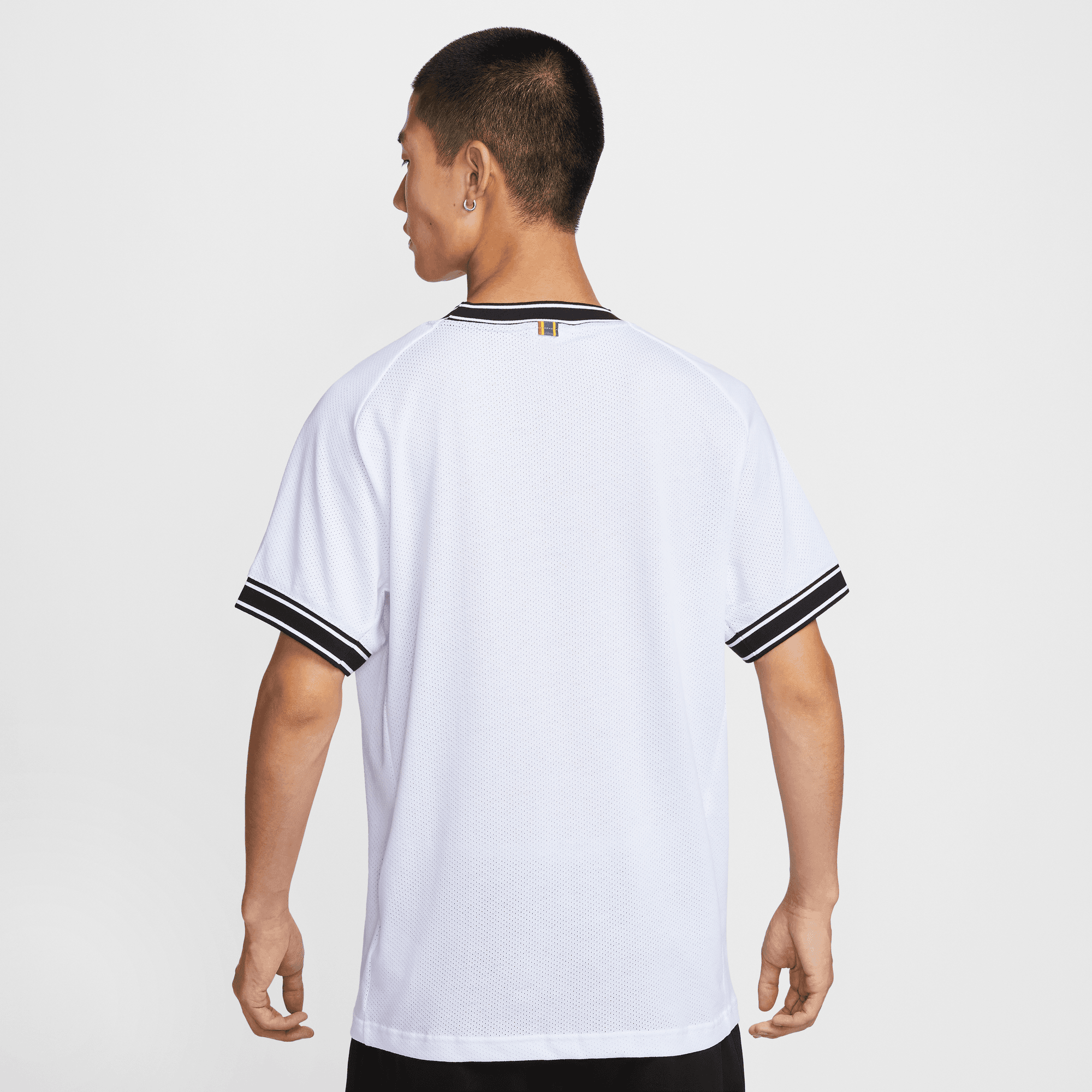 NIKECOURT HERITAGE MEN'S SHORT-SLEEVE TENNIS TOP
