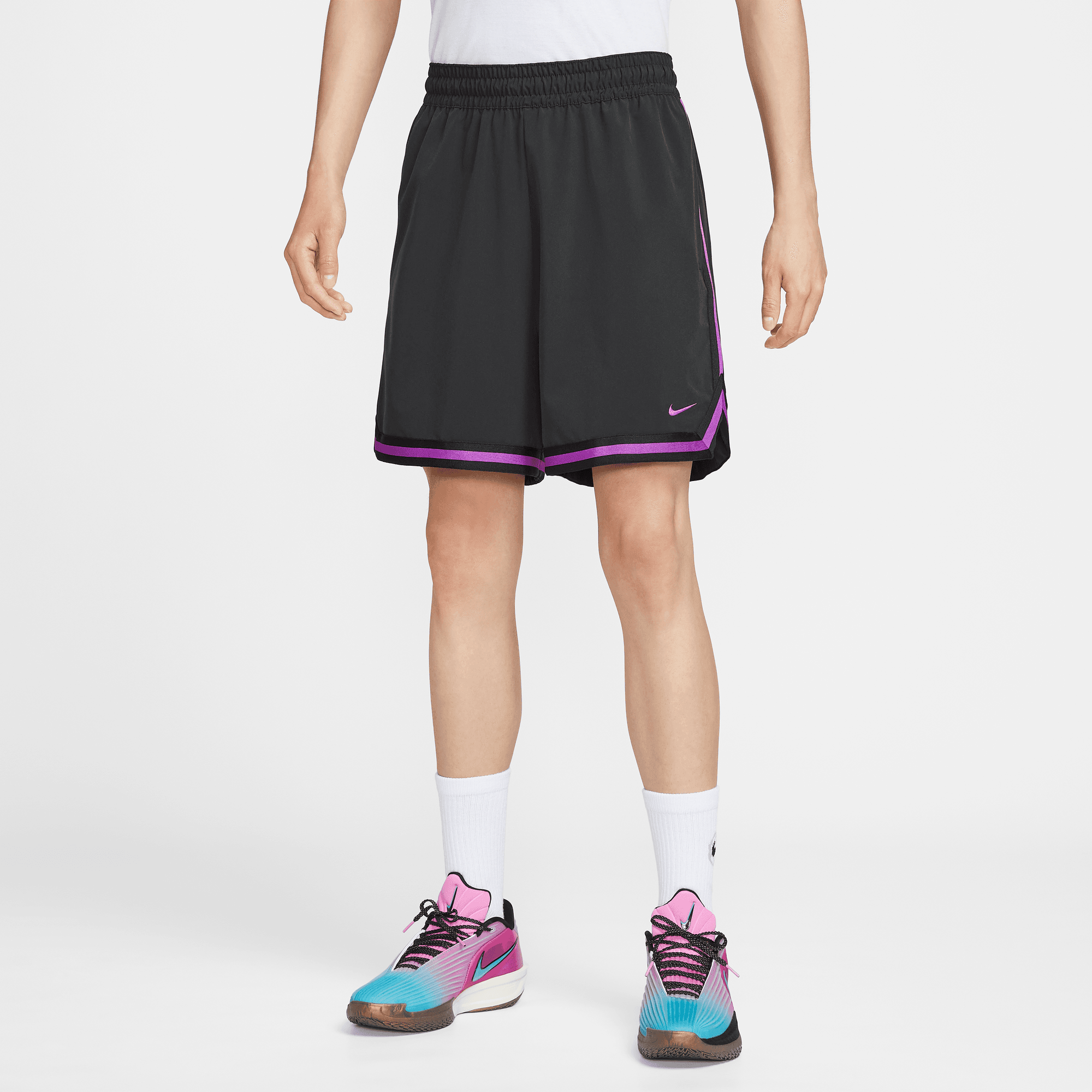 NIKE DNA MEN'S DRI-FIT 6" UV WOVEN BASKETBALL SHORTS