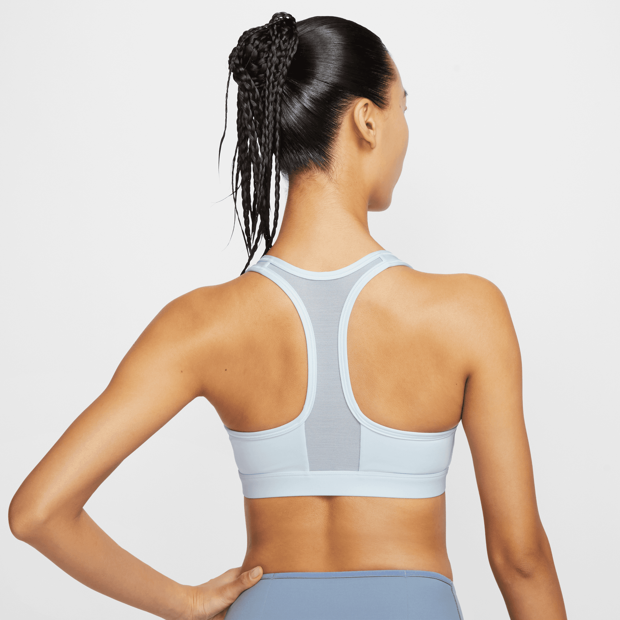 NIKE SWOOSH FRONT ZIP WOMEN'S MEDIUM-SUPPORT PADDED SPORTS BRA