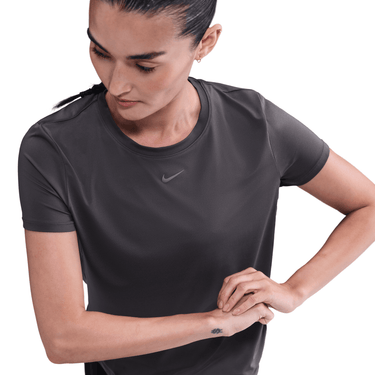 NIKE ONE CLASSIC WOMEN'S DRI-FIT SHORT-SLEEVE TOP
