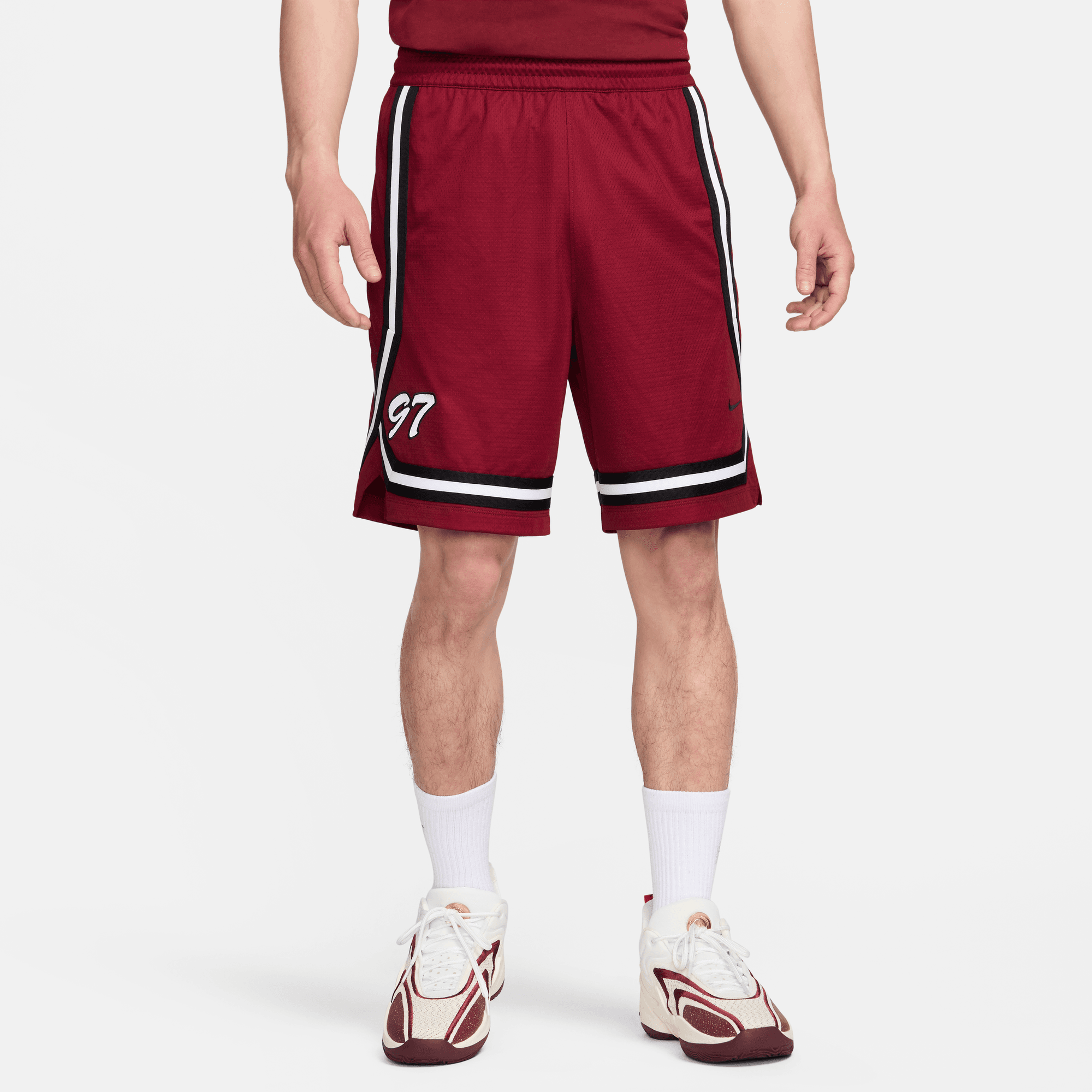 NIKE DNA CROSSOVER MEN'S DRI-FIT 8" BASKETBALL SHORTS