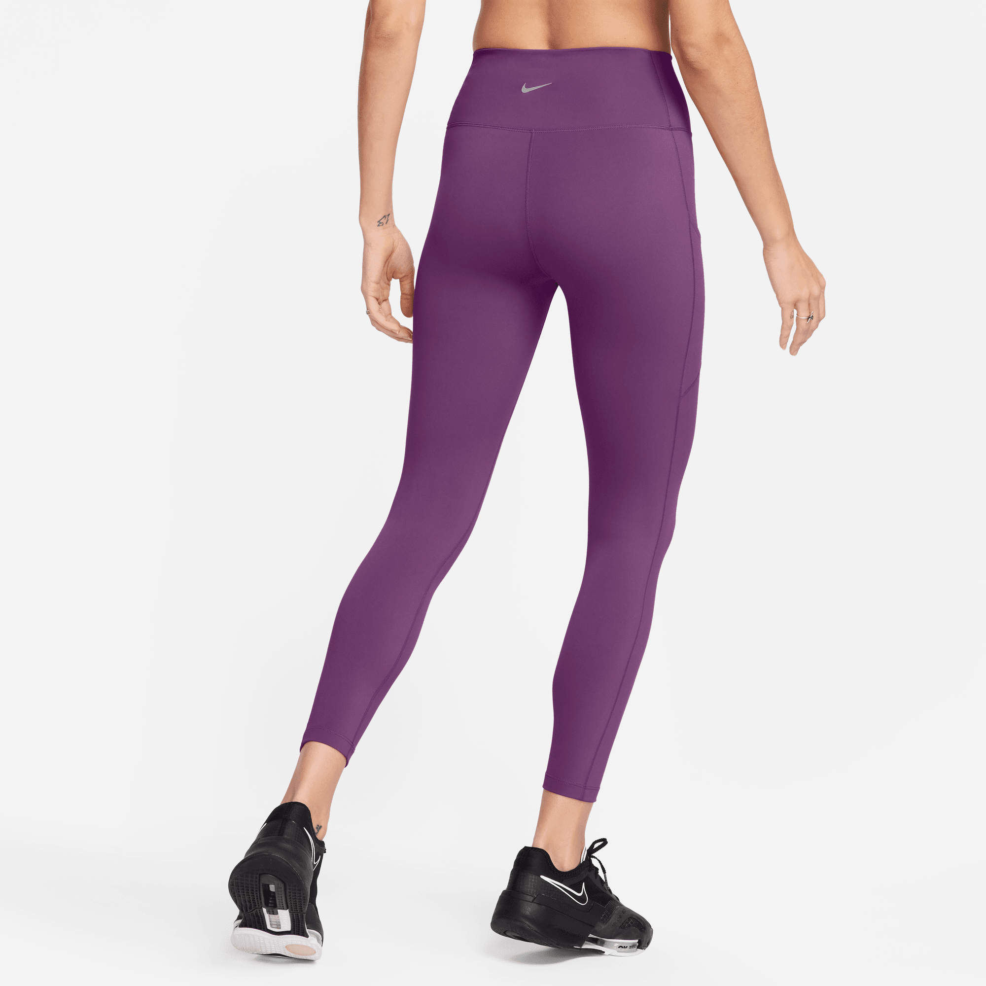 NIKE ONE WOMEN S HIGH WAISTED 7 8 LEGGINGS WITH POCKETS