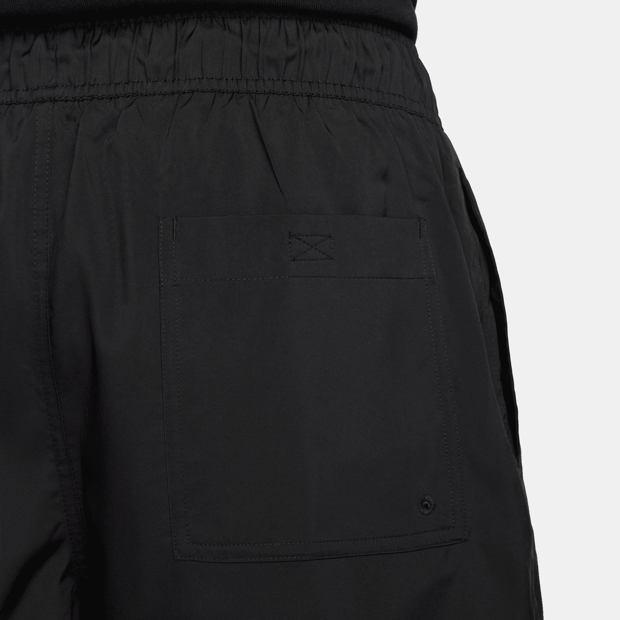 NIKE CLUB MEN'S WOVEN FLOW SHORTS BLACK/WHITE – Park Access