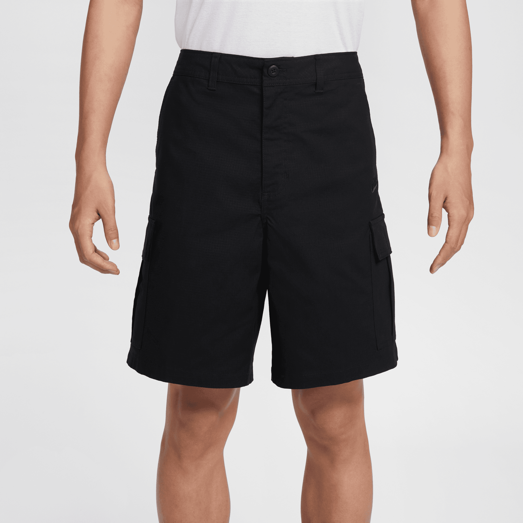 NIKE CLUB MEN'S WOVEN CARGO SHORTS