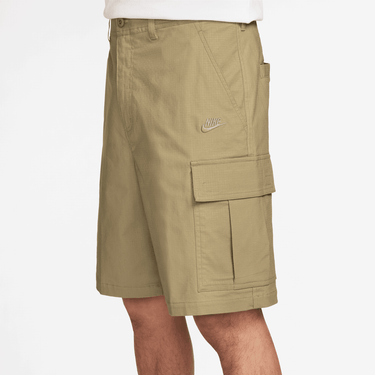 NIKE CLUB MEN'S WOVEN CARGO SHORTS