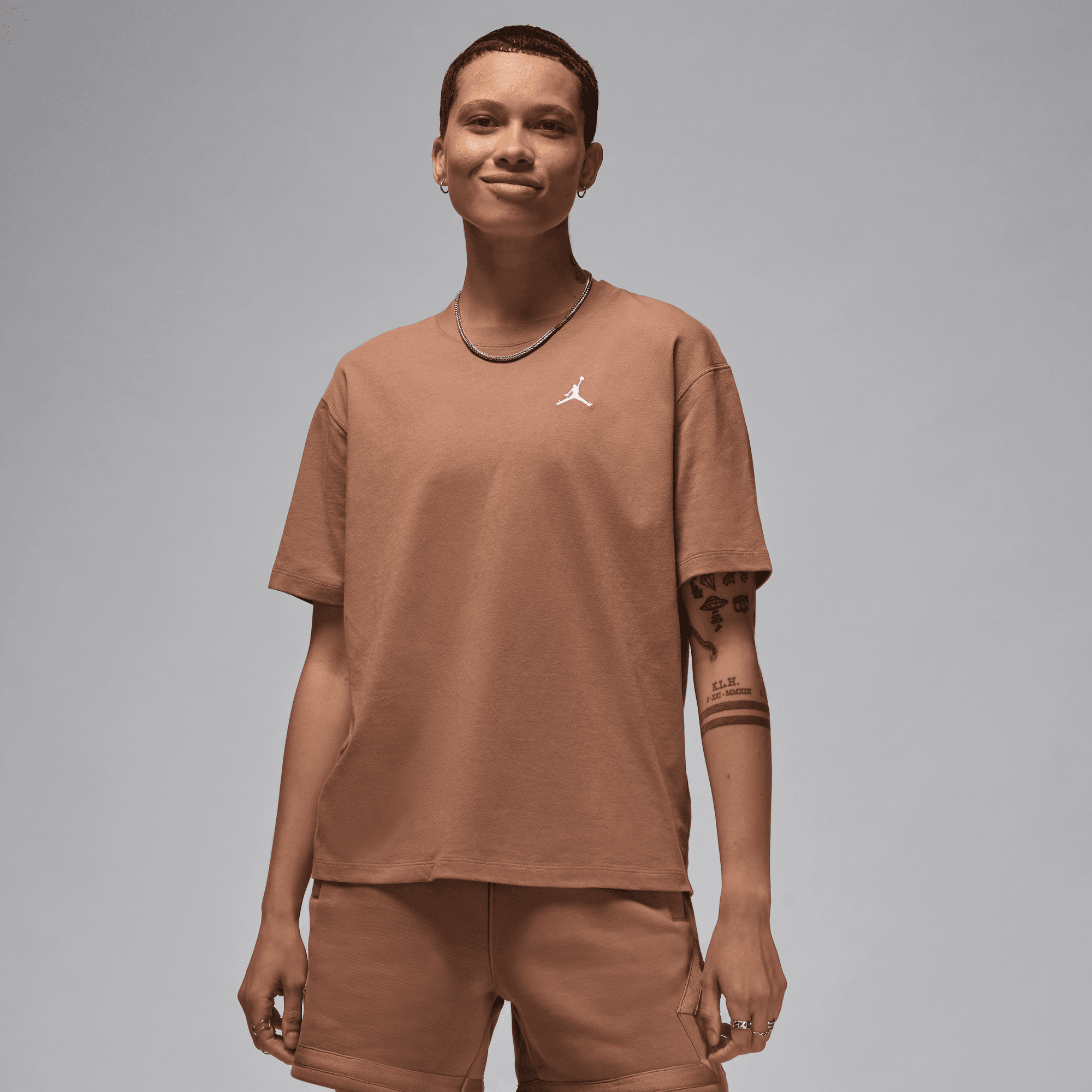 JORDAN ESSENTIALS WOMEN'S TOP