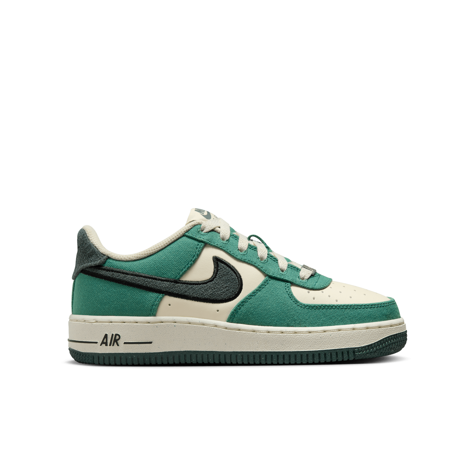 NIKE AIR FORCE 1 LV8 BIG KIDS' SHOES