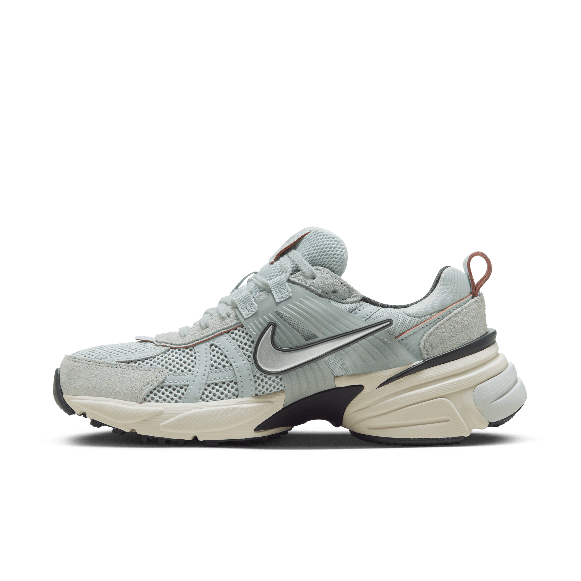 NIKE V2K RUN WOMEN'S SHOES