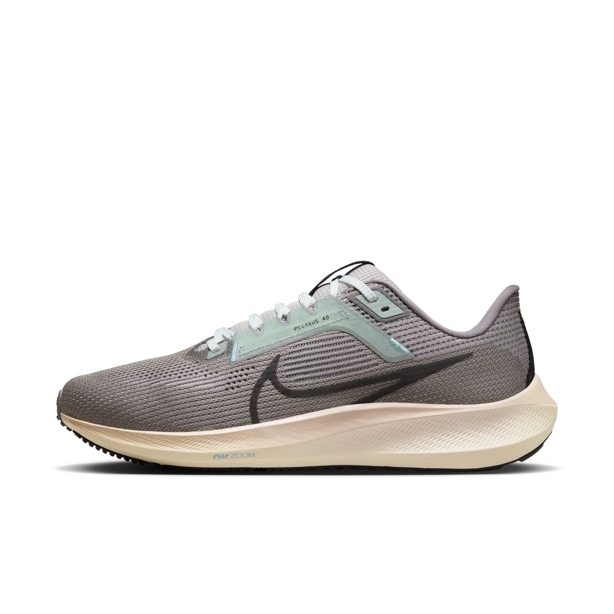 NIKE PEGASUS 40 PREMIUM  ROAD RUNNING SHOES