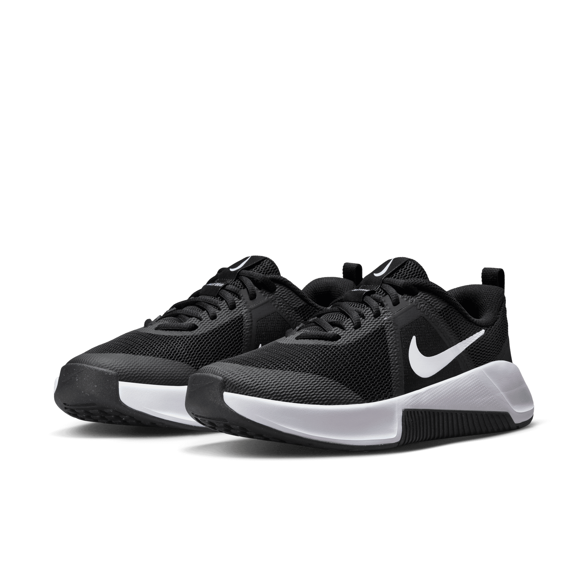 NIKE MC TRAINER 3 WOMEN'S WORKOUT SHOES