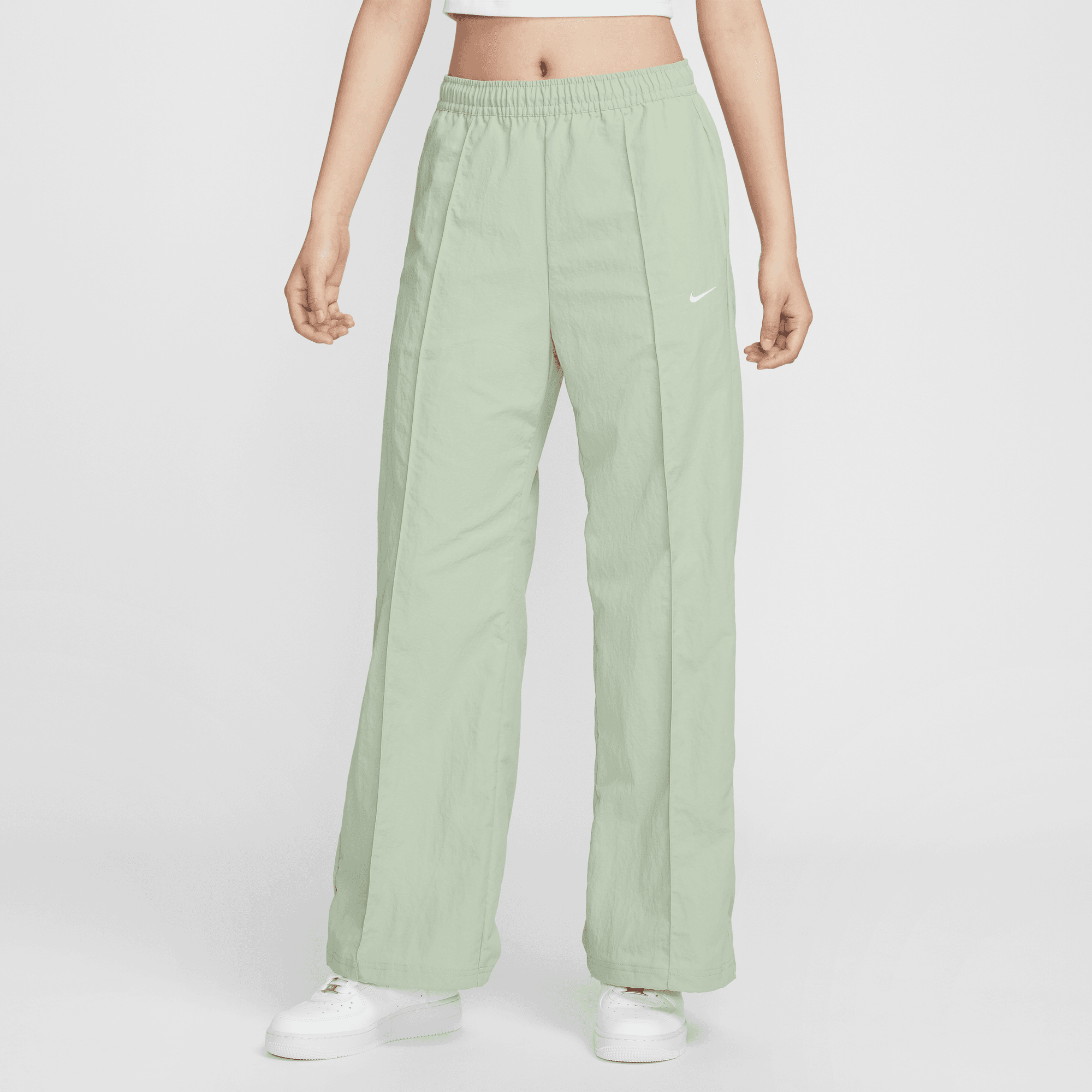 NIKE SPORTSWEAR EVERYTHING WOVENS WOMEN'S MID-RISE OPEN-HEM PANTS