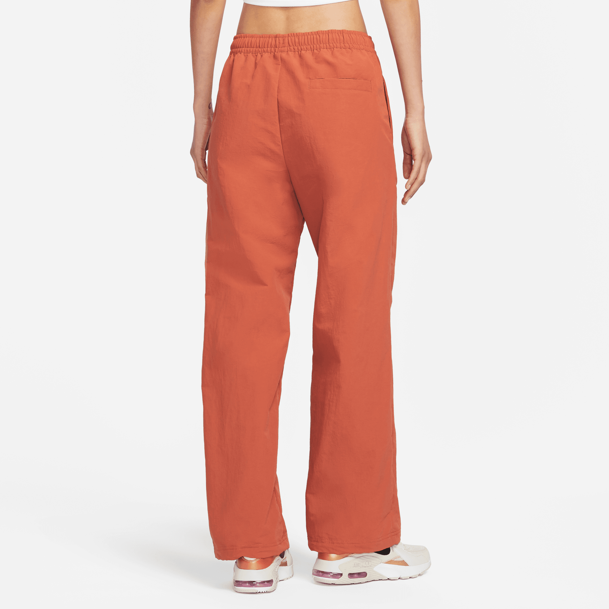 NIKE SPORTSWEAR EVERYTHING WOVENS WOMEN'S MID-RISE OPEN-HEM PANTS