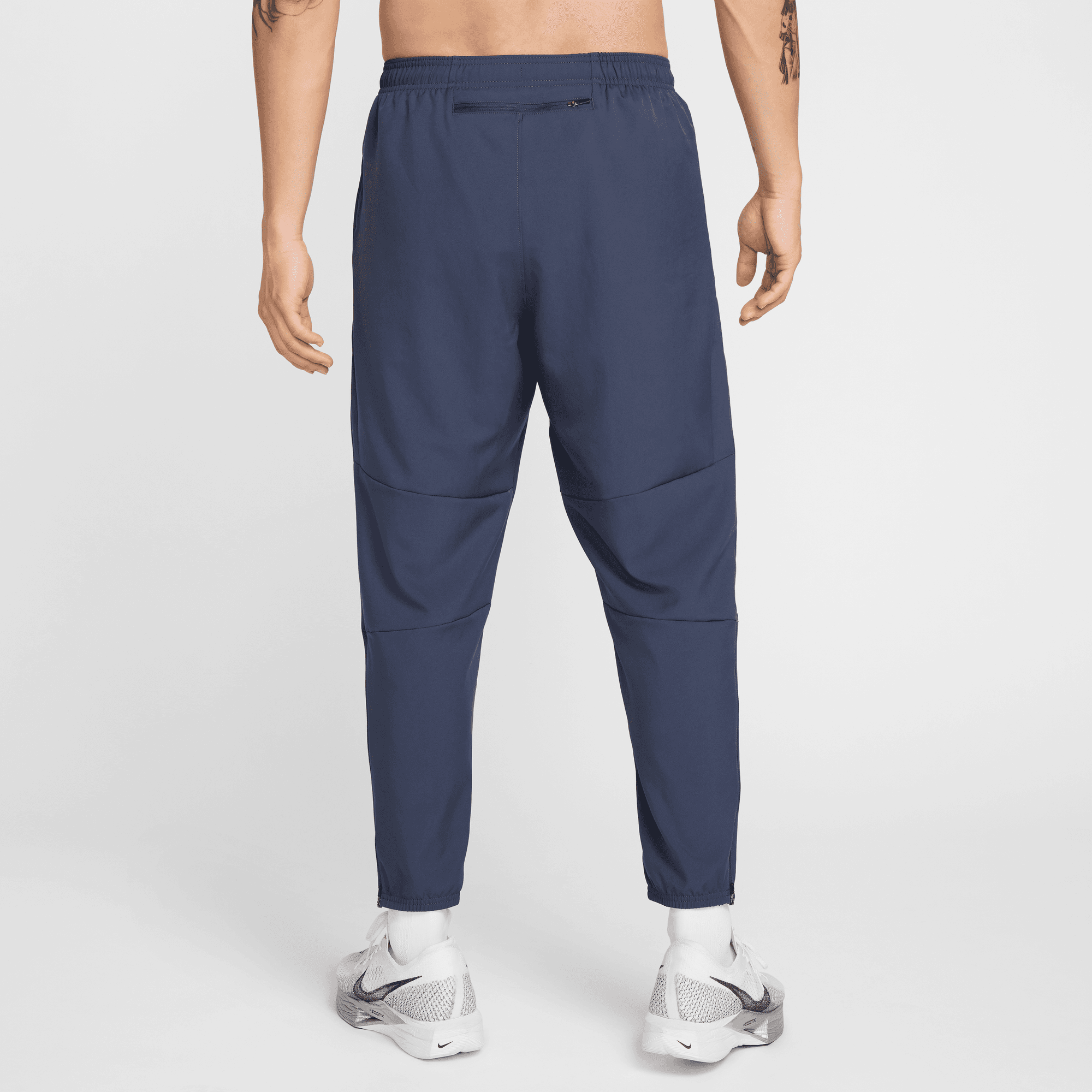 NIKE CHALLENGER MEN'S DRI-FIT WOVEN RUNNING PANTS