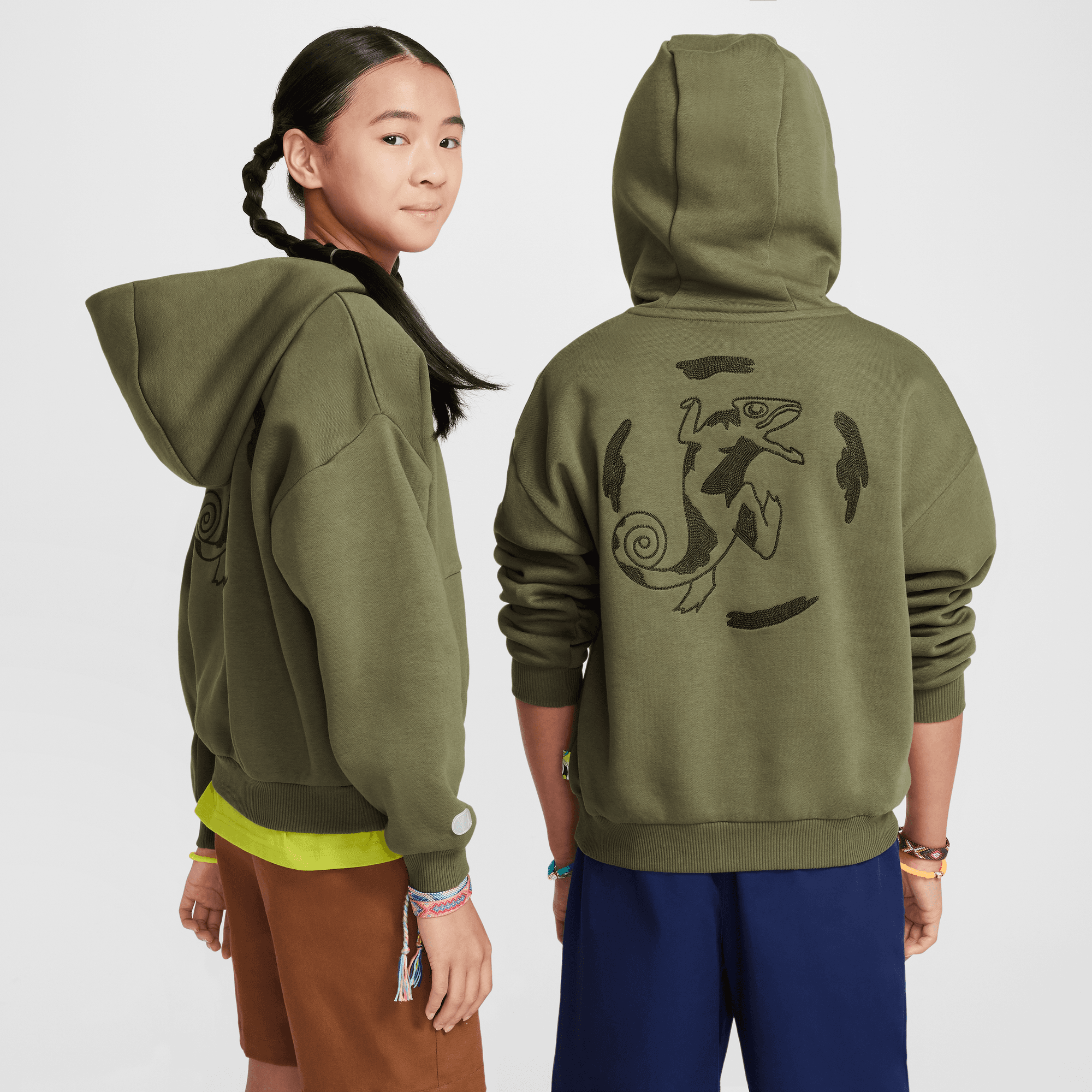 NIKE SB BIG KIDS OVERSIZED SKATE HOODIE MEDIUM OLIVE WHITE Park Access