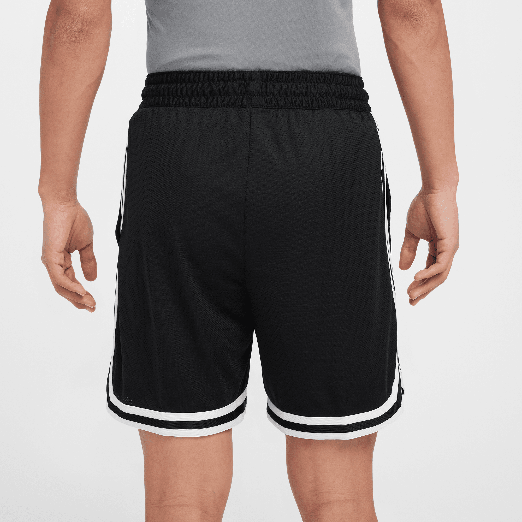 NIKE DNA MEN'S DRI-FIT 6" BASKETBALL SHORTS