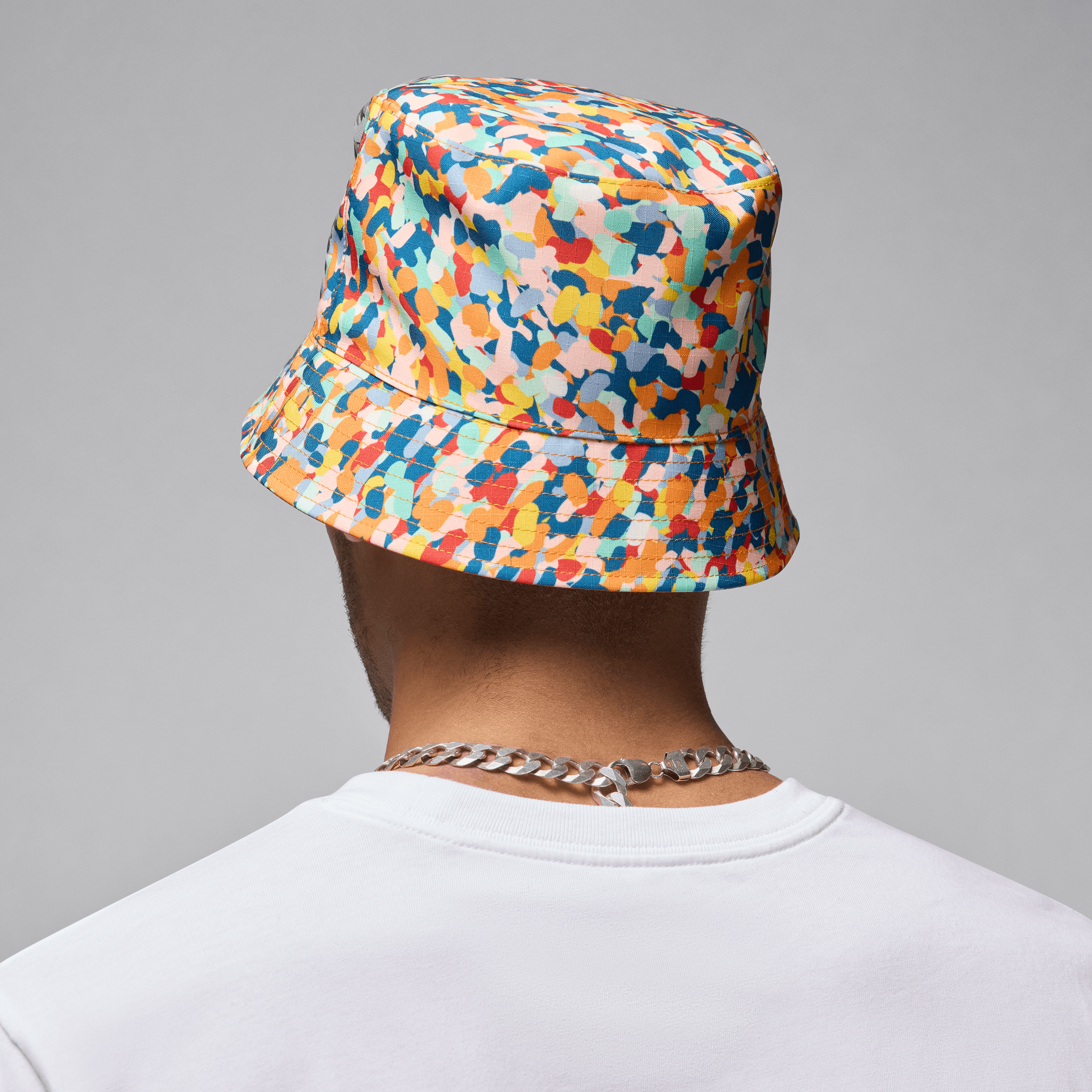 JORDAN APEX REVERSIBLE BUCKET HAT