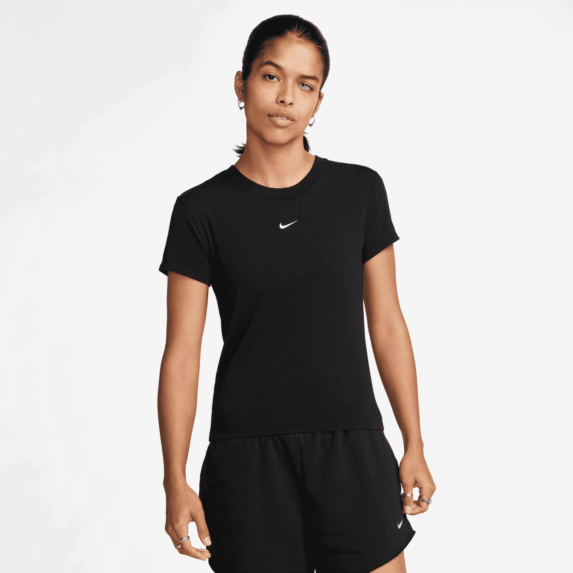 NIKE SPORTSWEAR CHILL KNIT WOMEN'S T-SHIRT BLACK/WHITE – Park Access