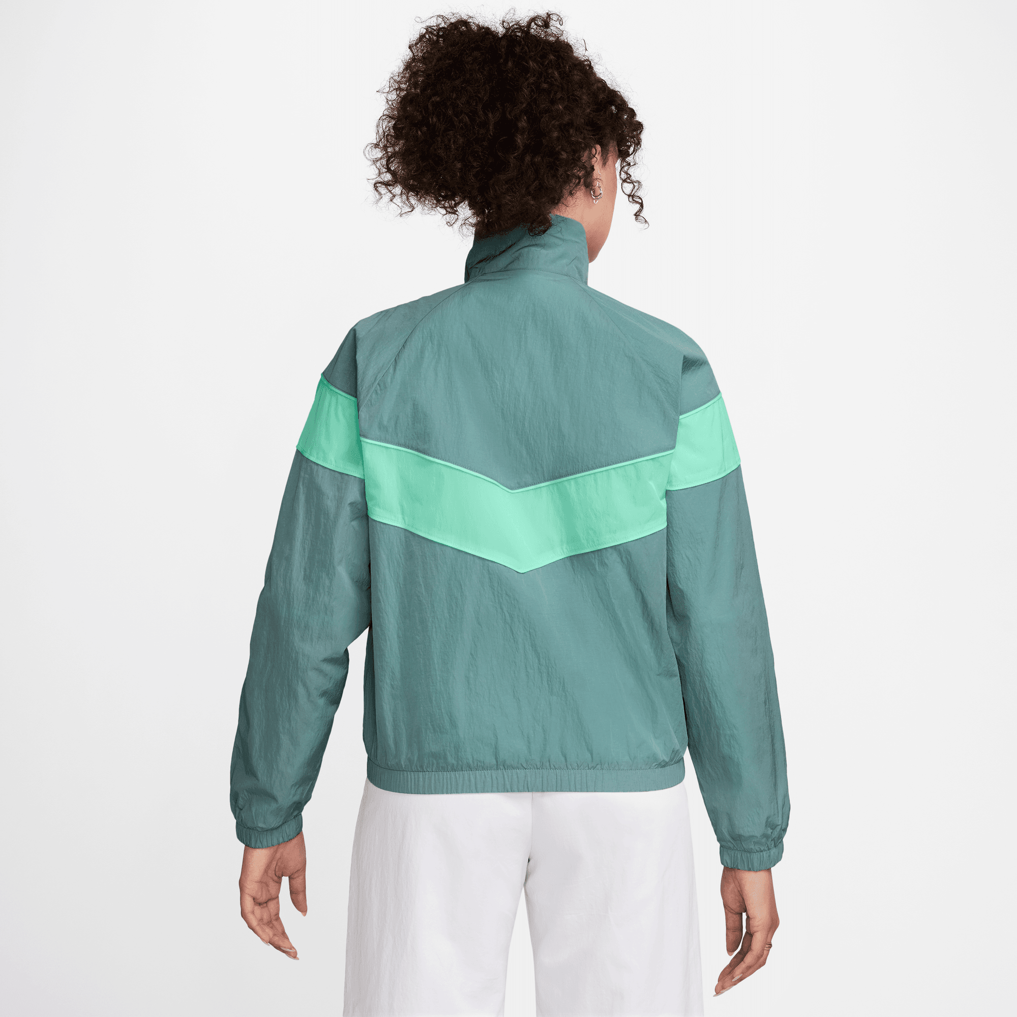 NIKE WINDRUNNER WOMEN'S LOOSE UV WOVEN FULL-ZIP JACKET