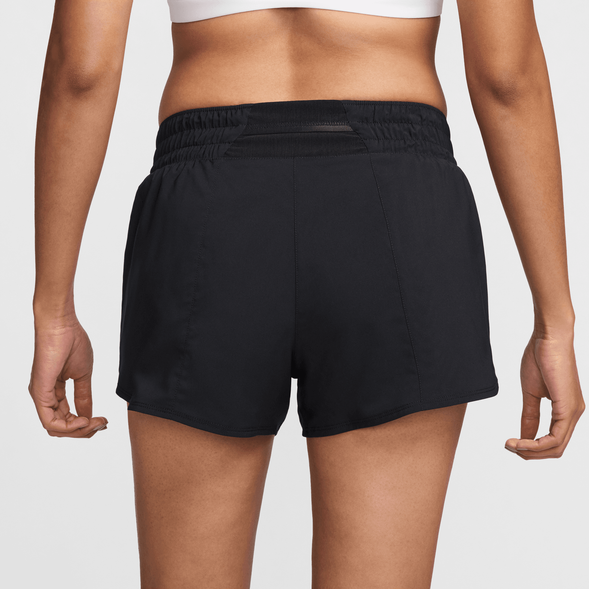 NIKE ONE WOMEN'S DRI-FIT MID-RISE BRIEF-LINED GRAPHIC SHORTS