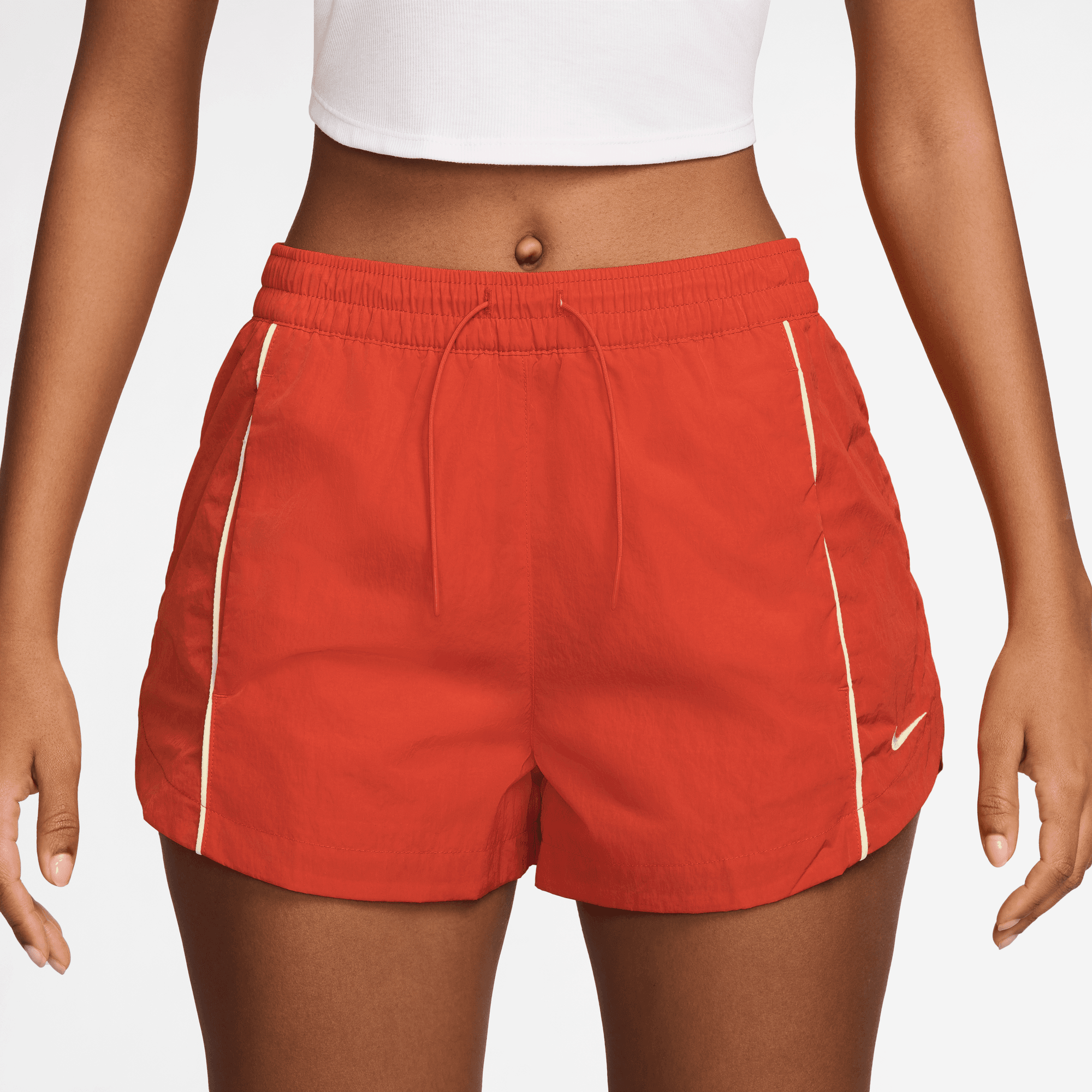 NIKE WINDRUNNER WOMEN'S MID-RISE 2" WOVEN SHORTS