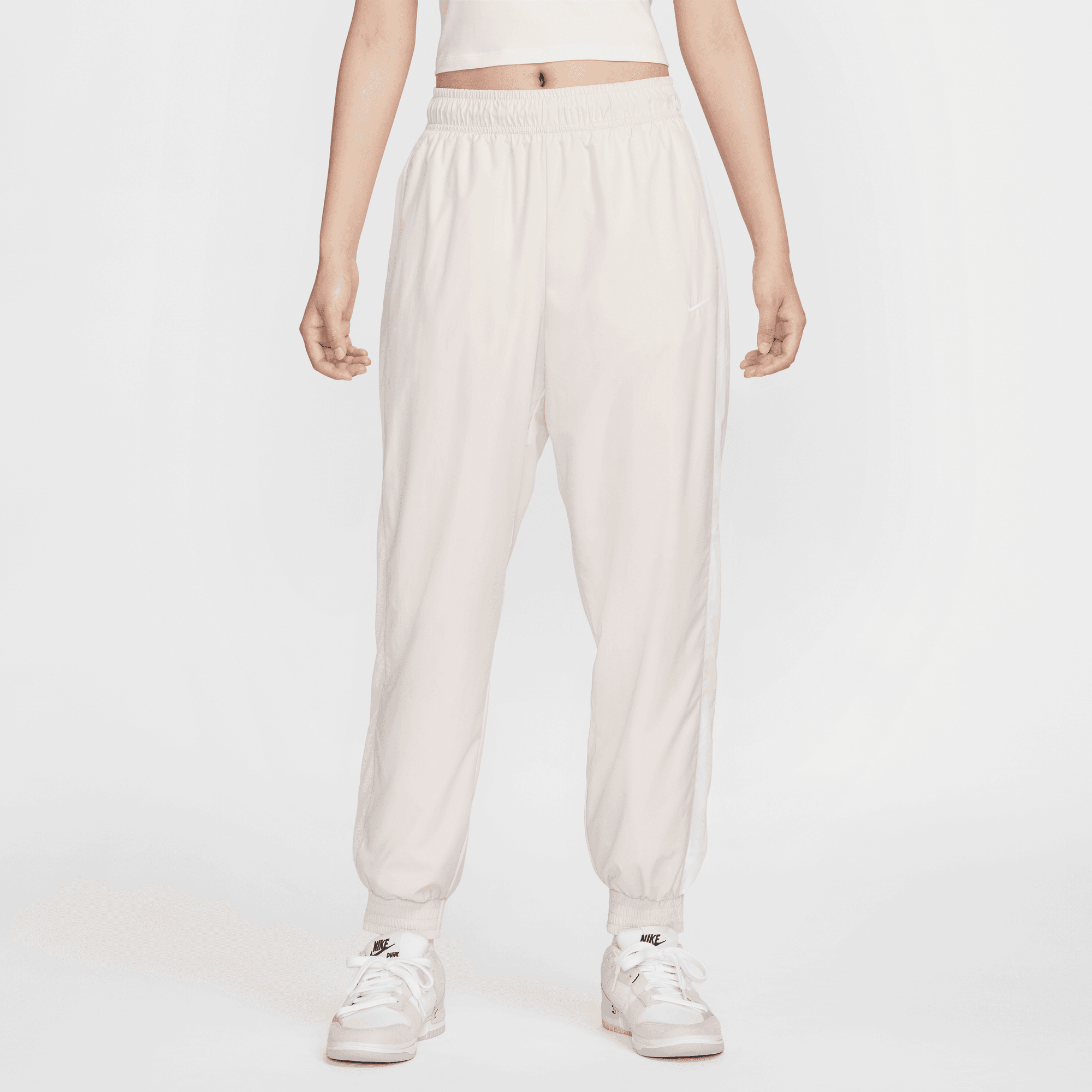 NIKE SPORTSWEAR CLASSIC WOVENS WOMEN'S UV MID-RISE LOOSE JOGGERS