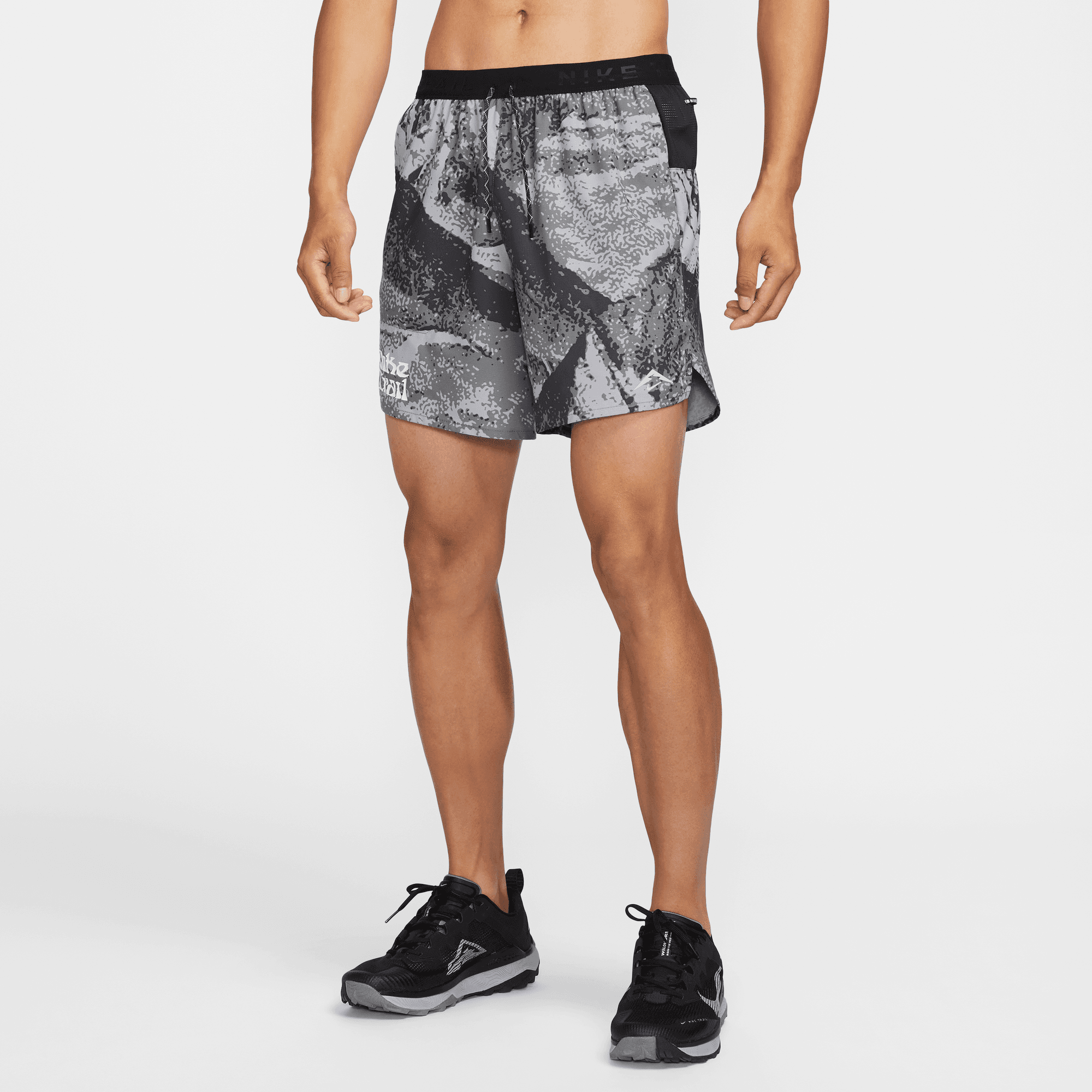 NIKE TRAIL STRIDE MEN'S 7" DRI-FIT BRIEF-LINED RUNNING SHORTS