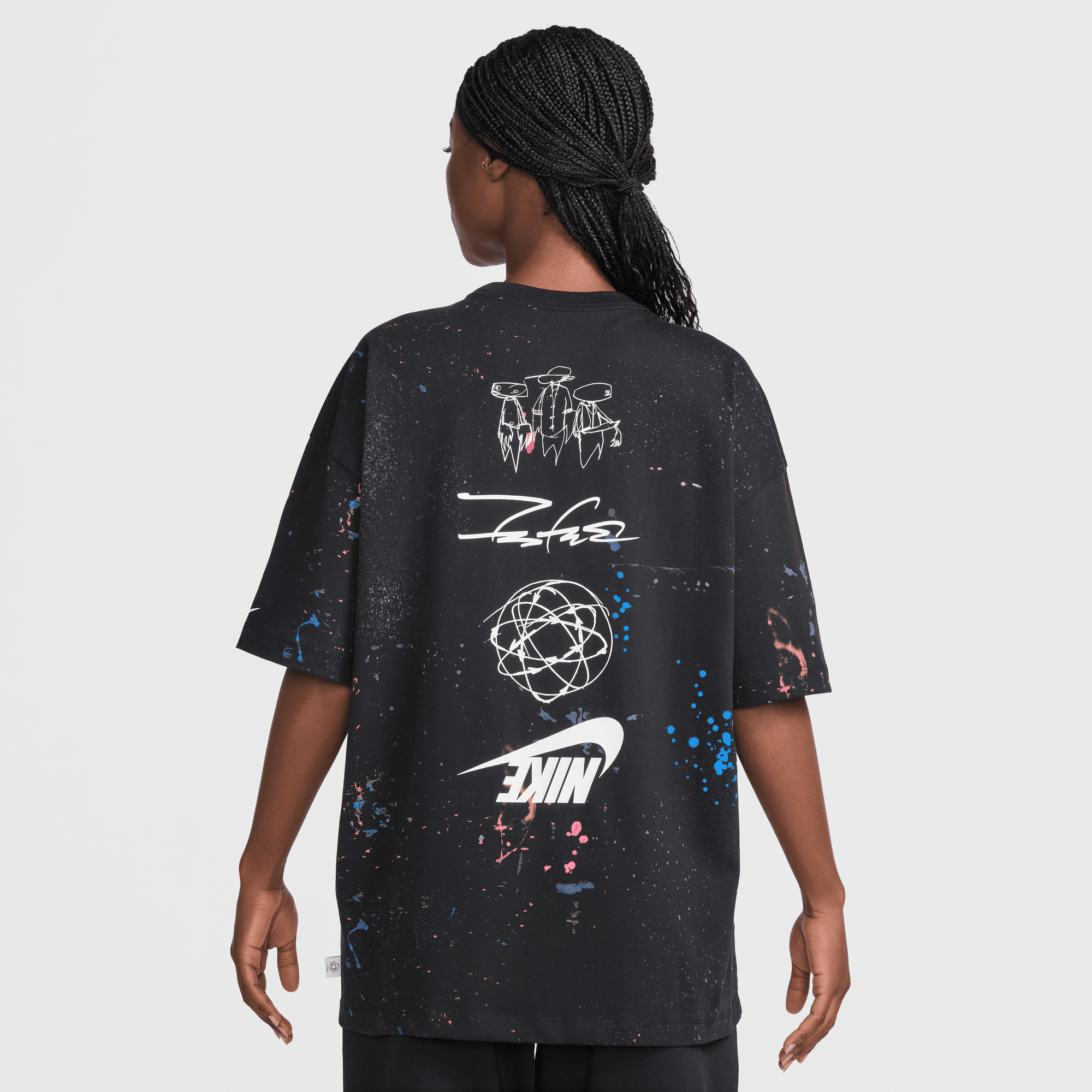 NIKE SPORTSWEAR BREAKING WOMEN'S OVERSIZED T-SHIRT