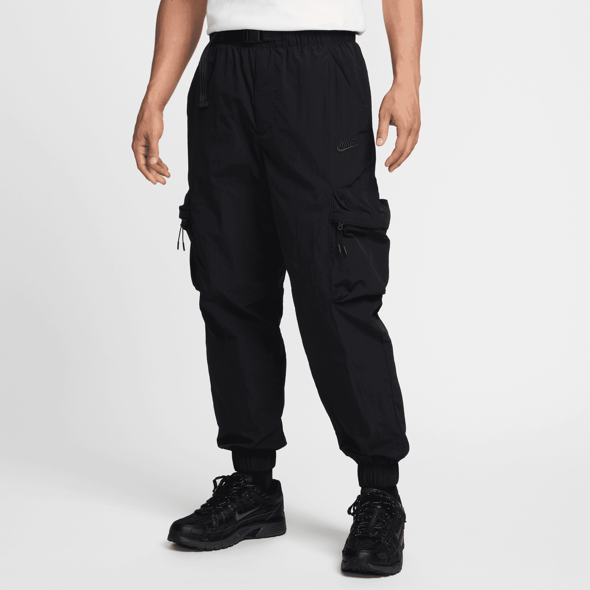 NIKE TECH M WOVEN CARGO PANTS