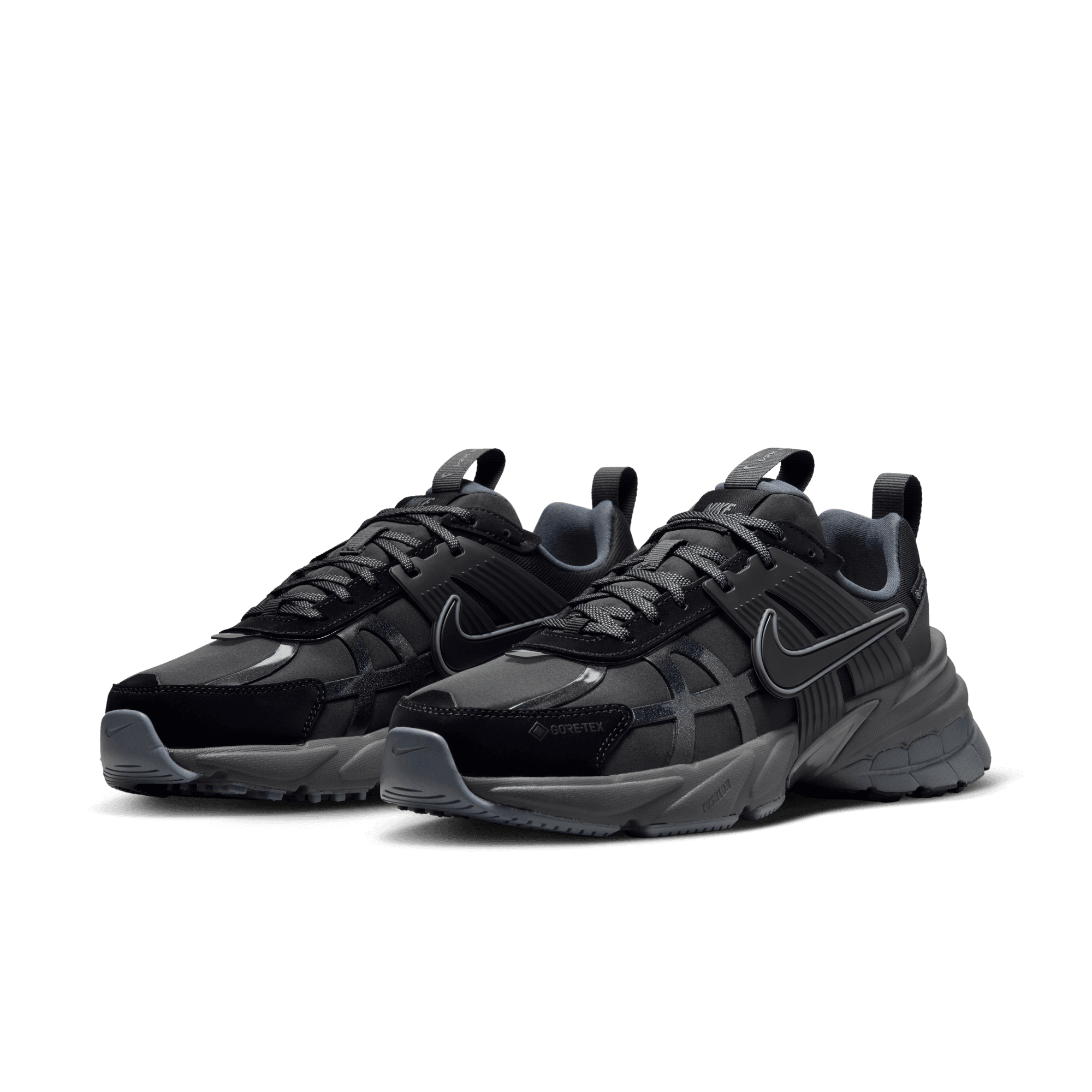 NIKE V2K RUN GORE-TEX WOMEN'S WATERPROOF SHOES