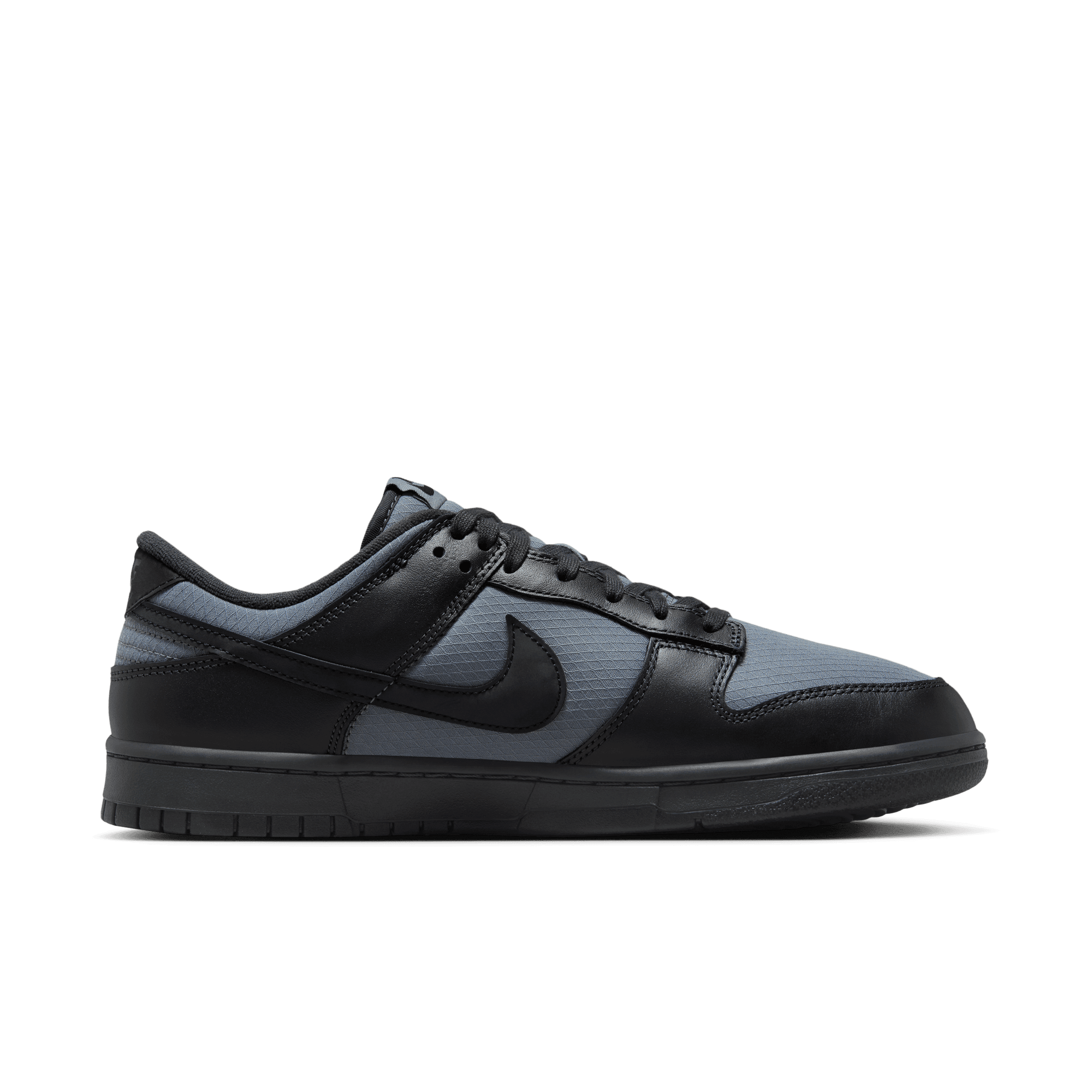 NIKE DUNK LOW RETRO SE MEN'S WINTERIZED SHOES