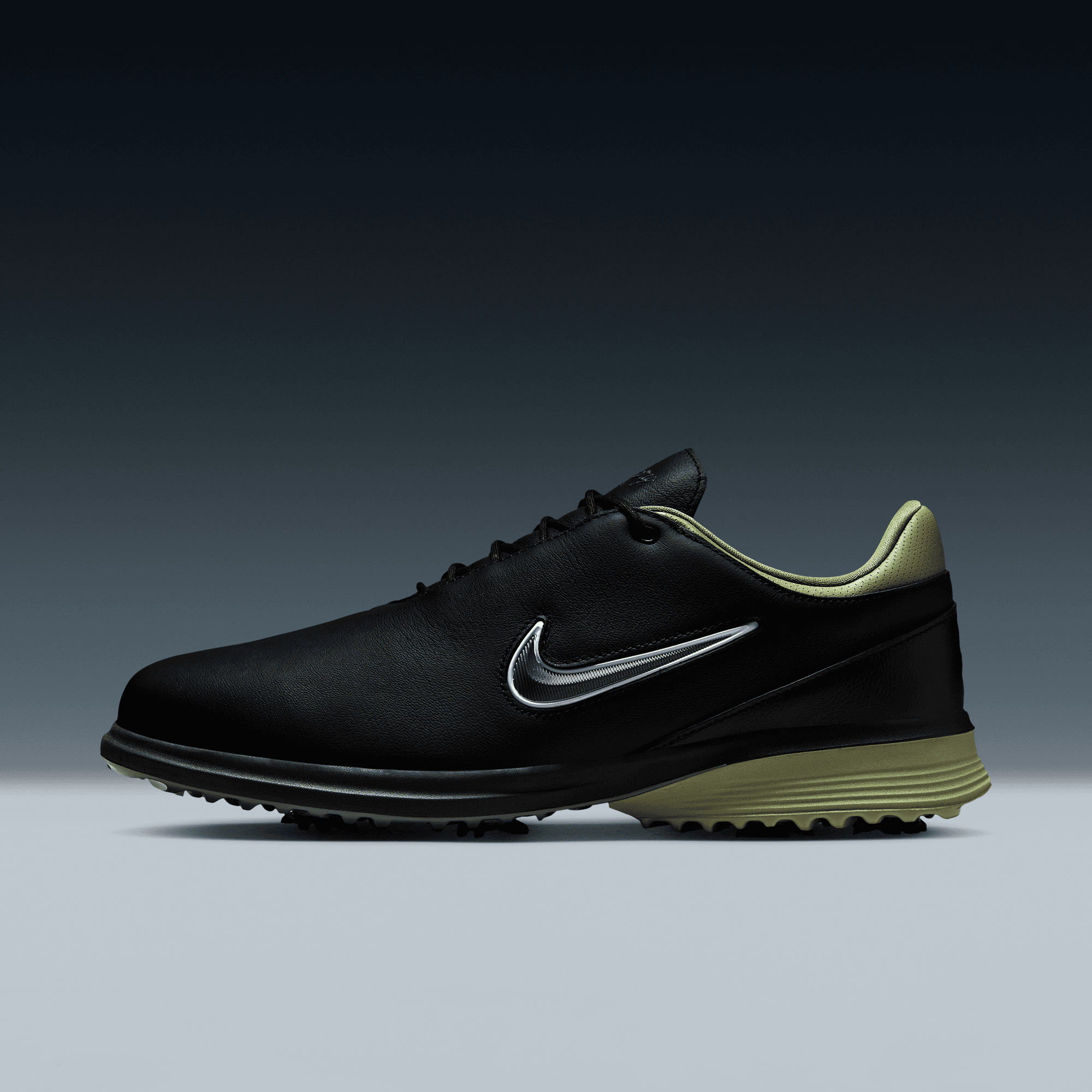 NIKE VICTORY TOUR 4 GOLF SHOES