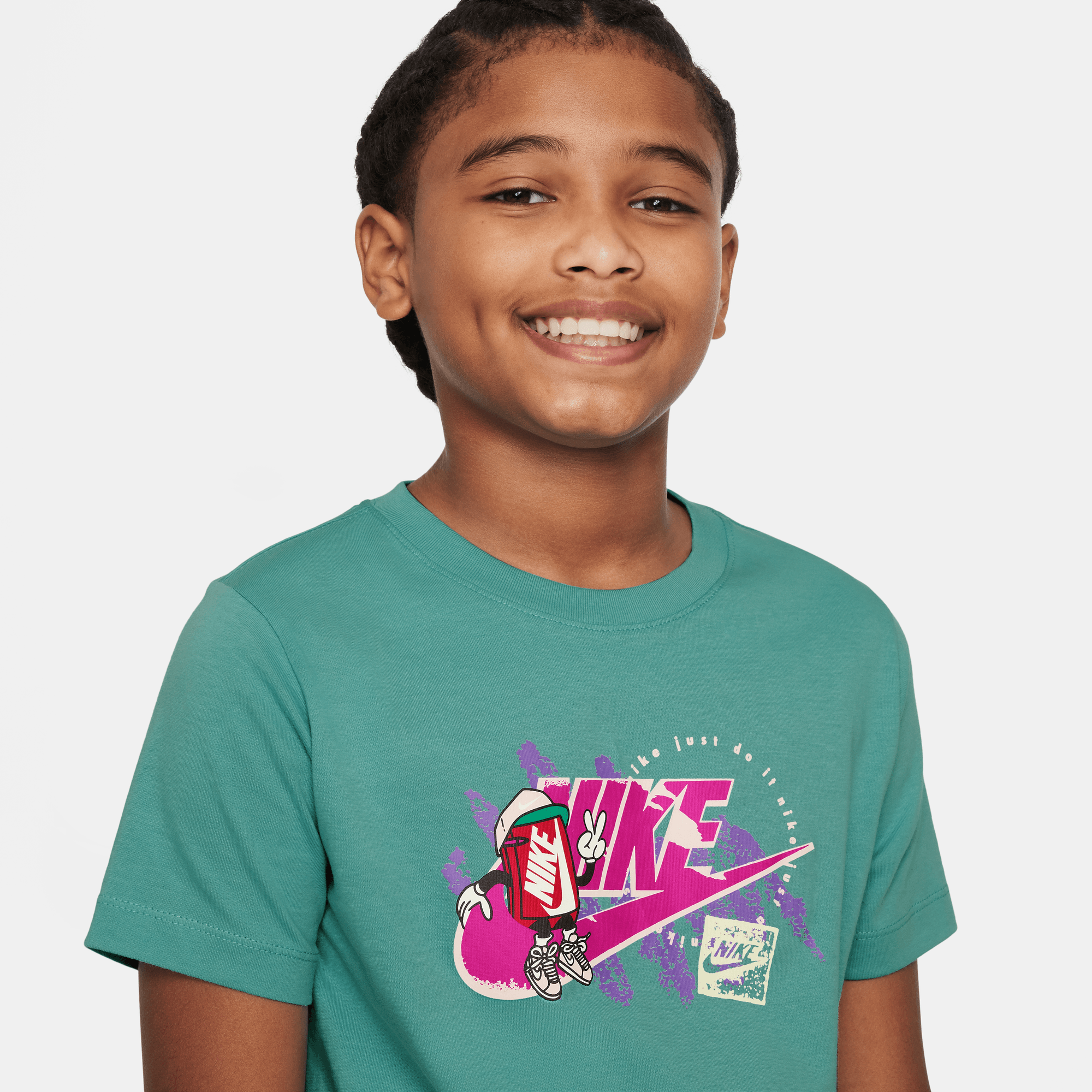 NIKE SPORTSWEAR BIG KIDS' T-SHIRT