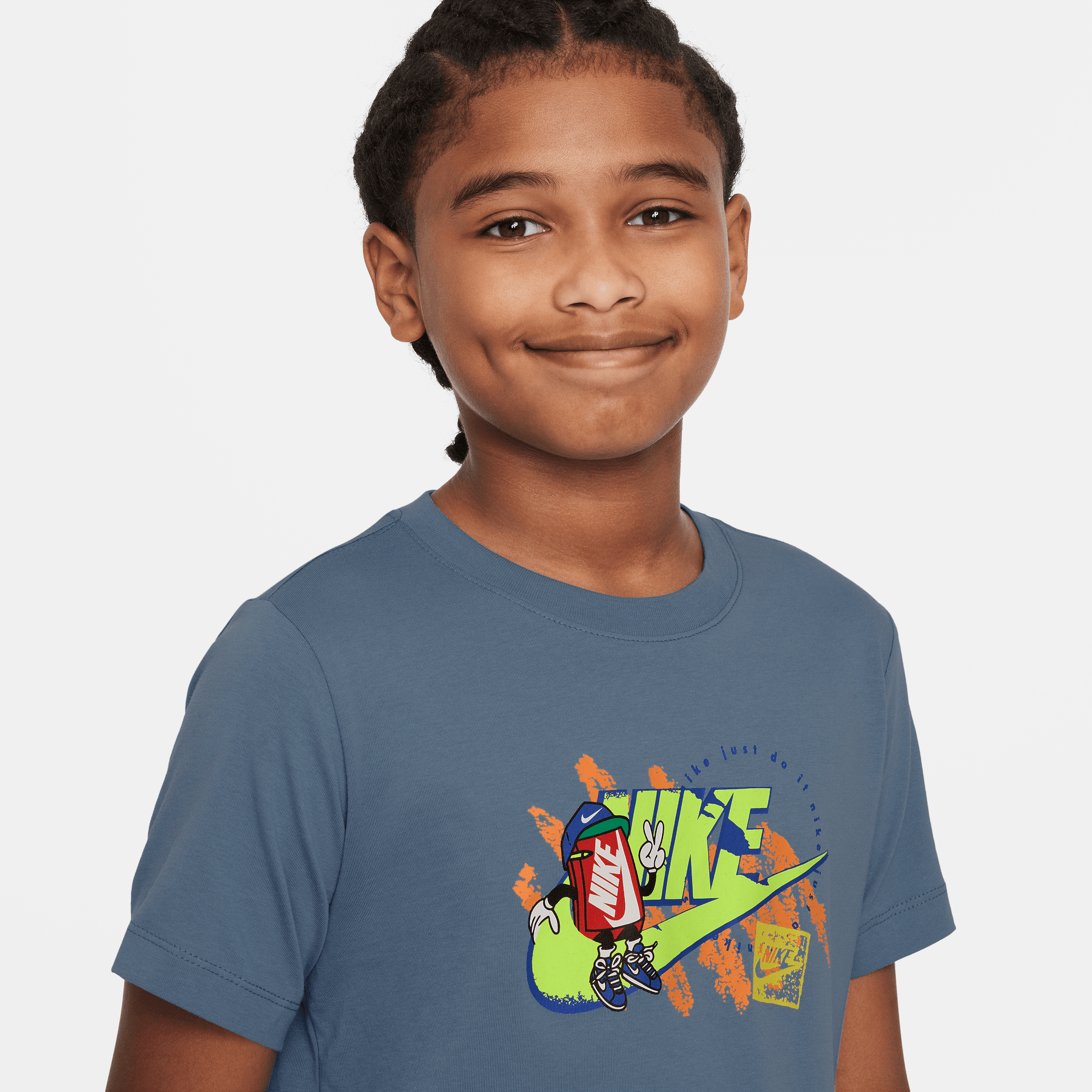 NIKE SPORTSWEAR BIG KIDS' T-SHIRT