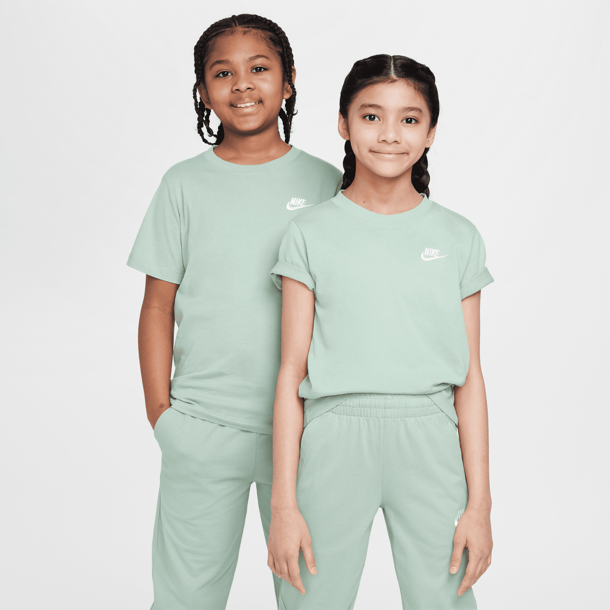 NIKE SPORTSWEAR BIG KIDS' T-SHIRT