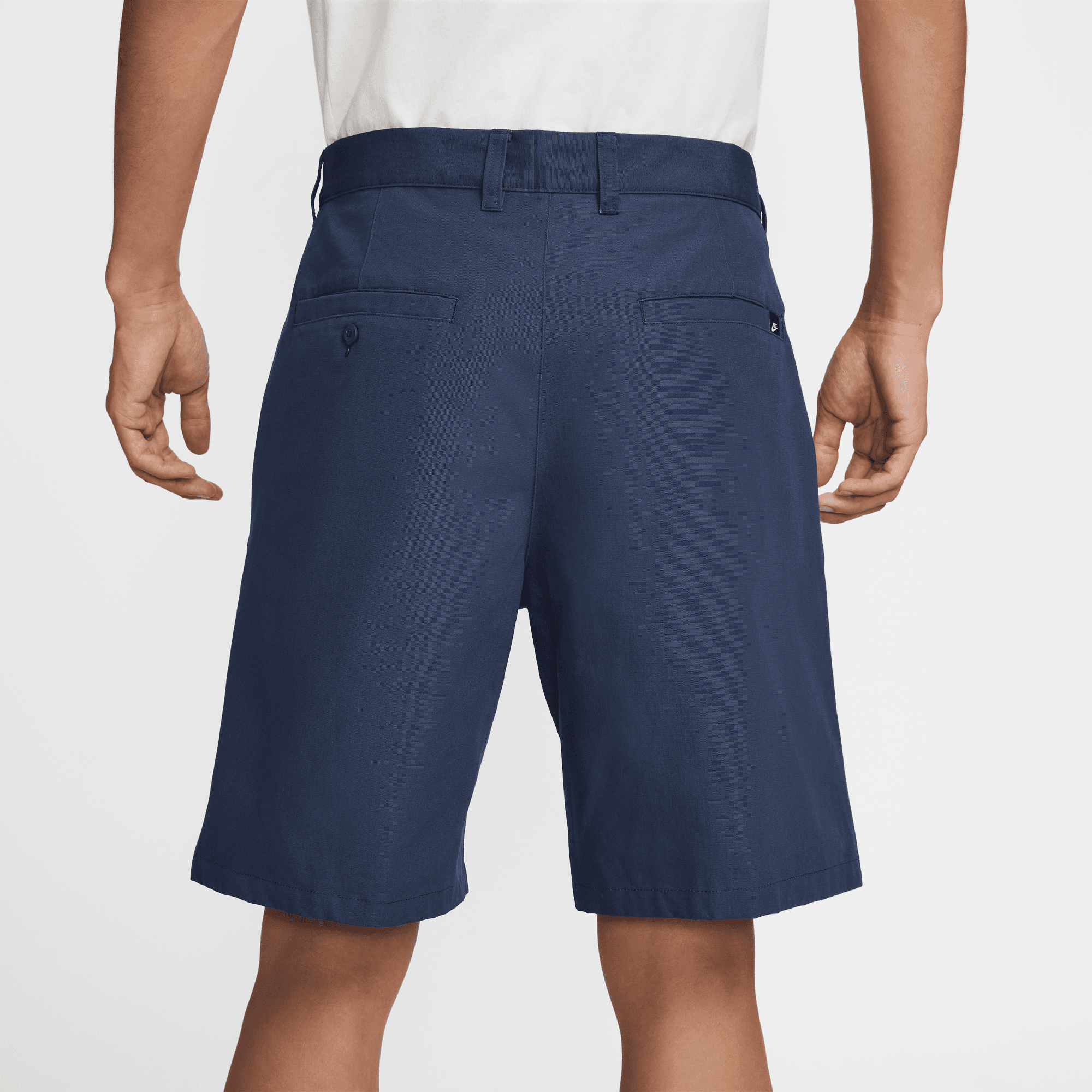 NIKE CLUB MEN'S CHINO SHORTS